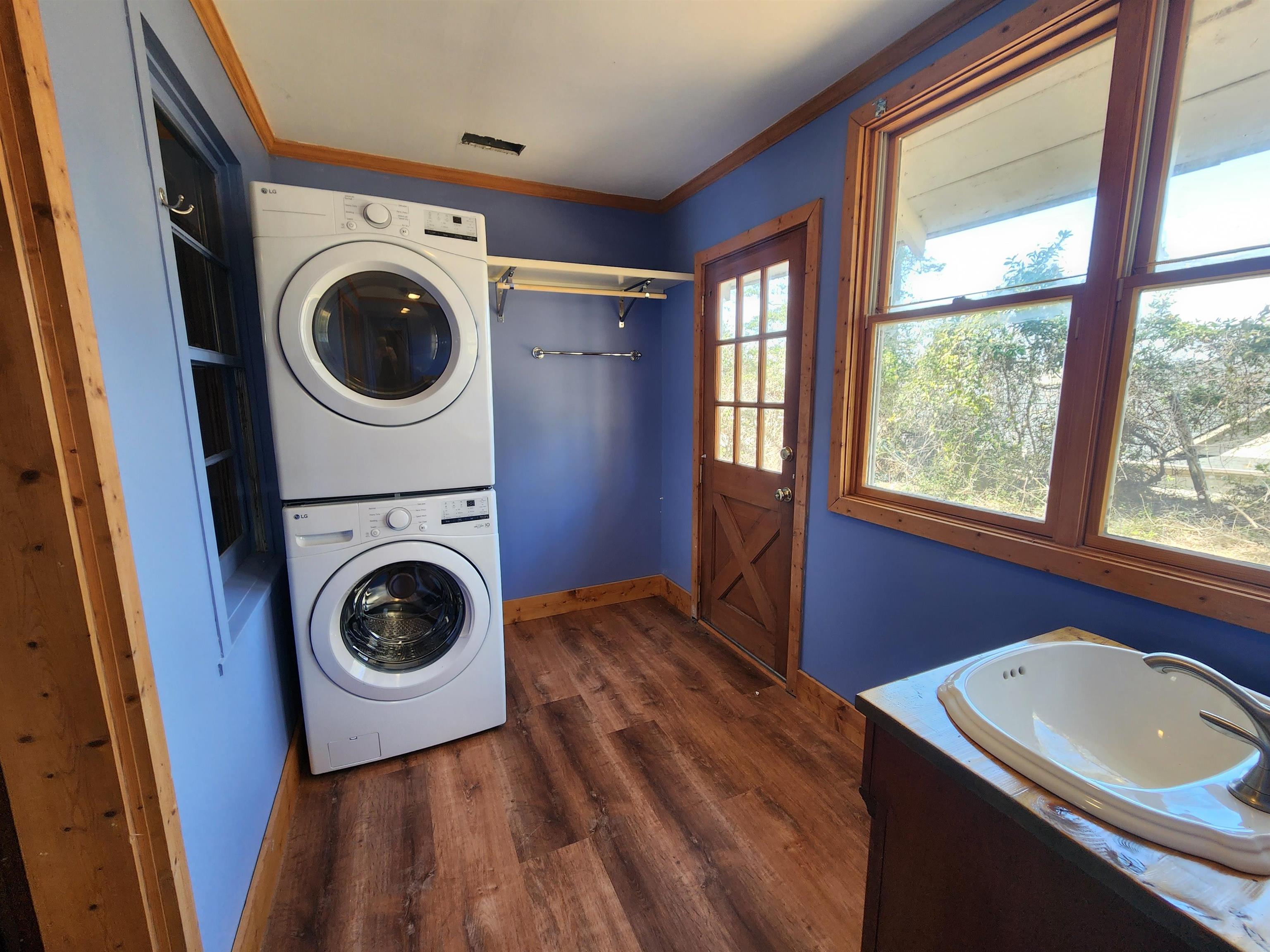 308 Sandcrest Dr. Property Photo 12