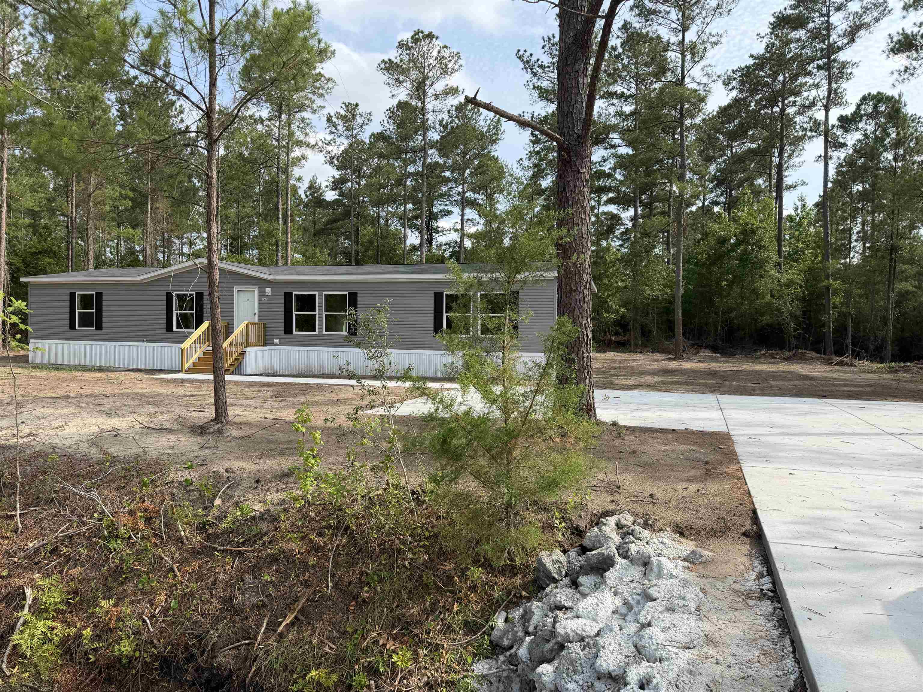 265 Apple Valley Rd. Property Photo 42