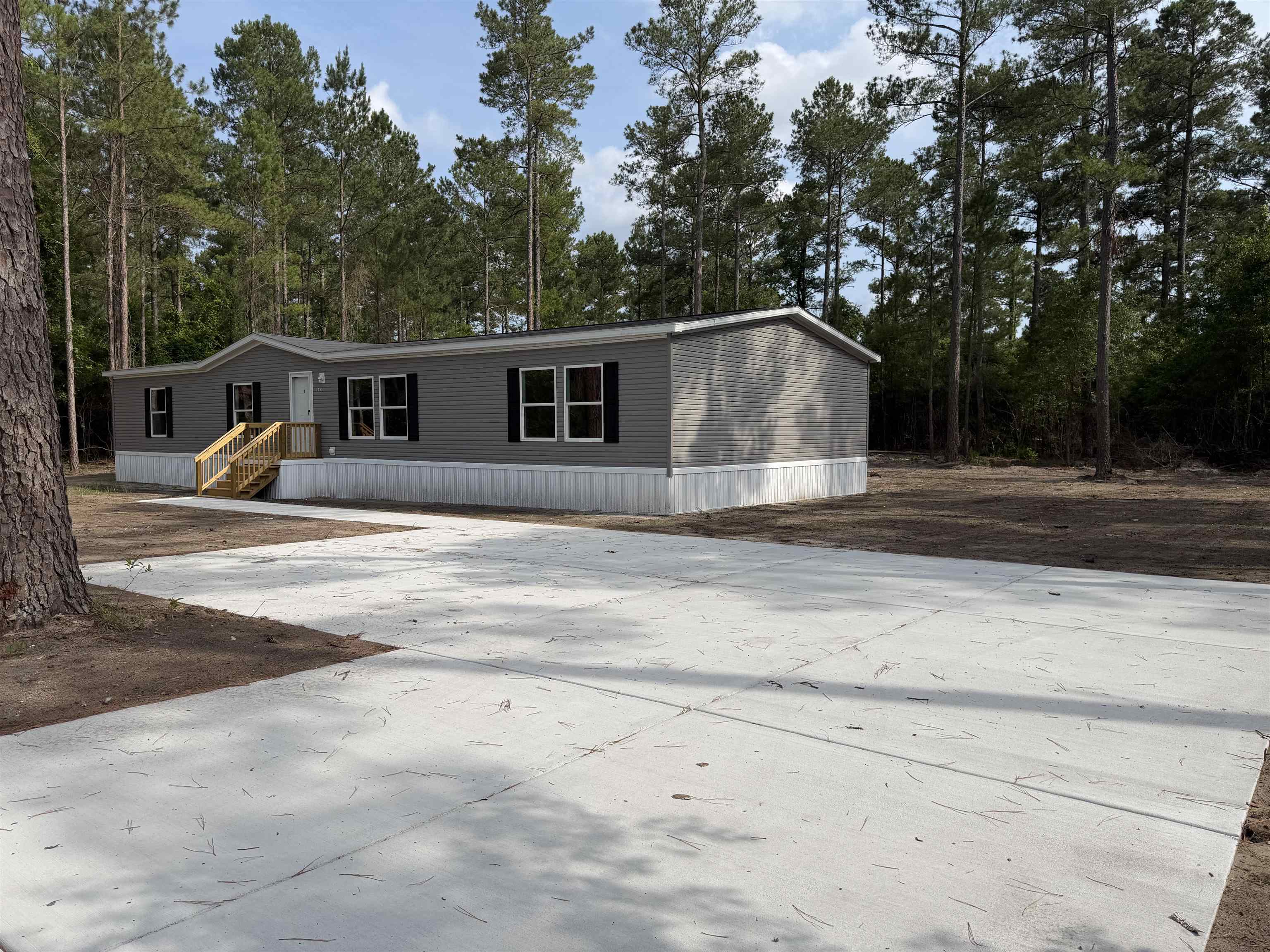 265 Apple Valley Rd. Property Photo 43