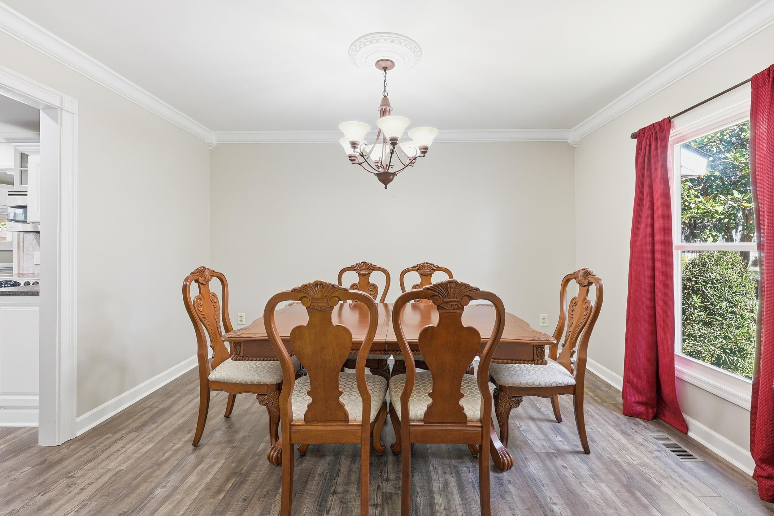 418 Sasanqua Dr. Property Photo 6
