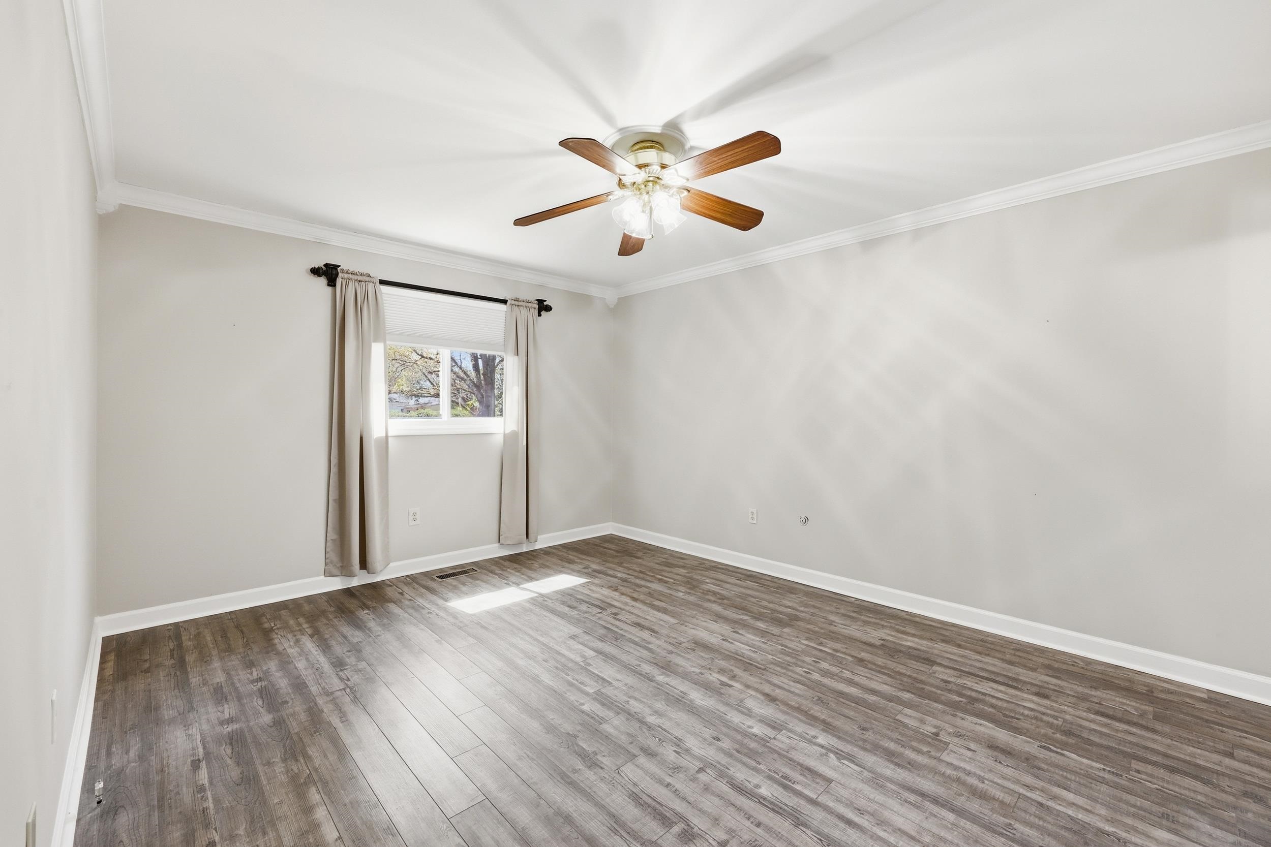 418 Sasanqua Dr. Property Photo 16