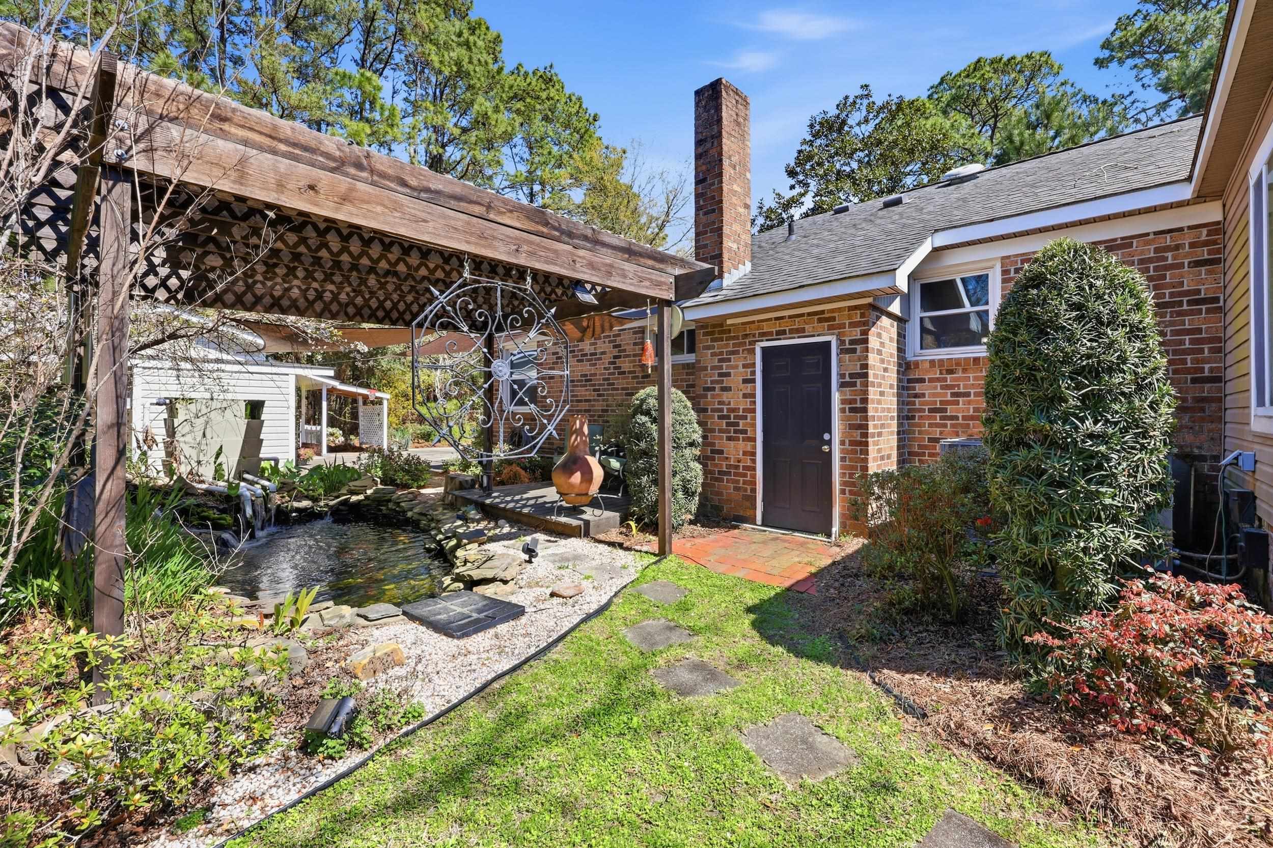 418 Sasanqua Dr. Property Photo 25