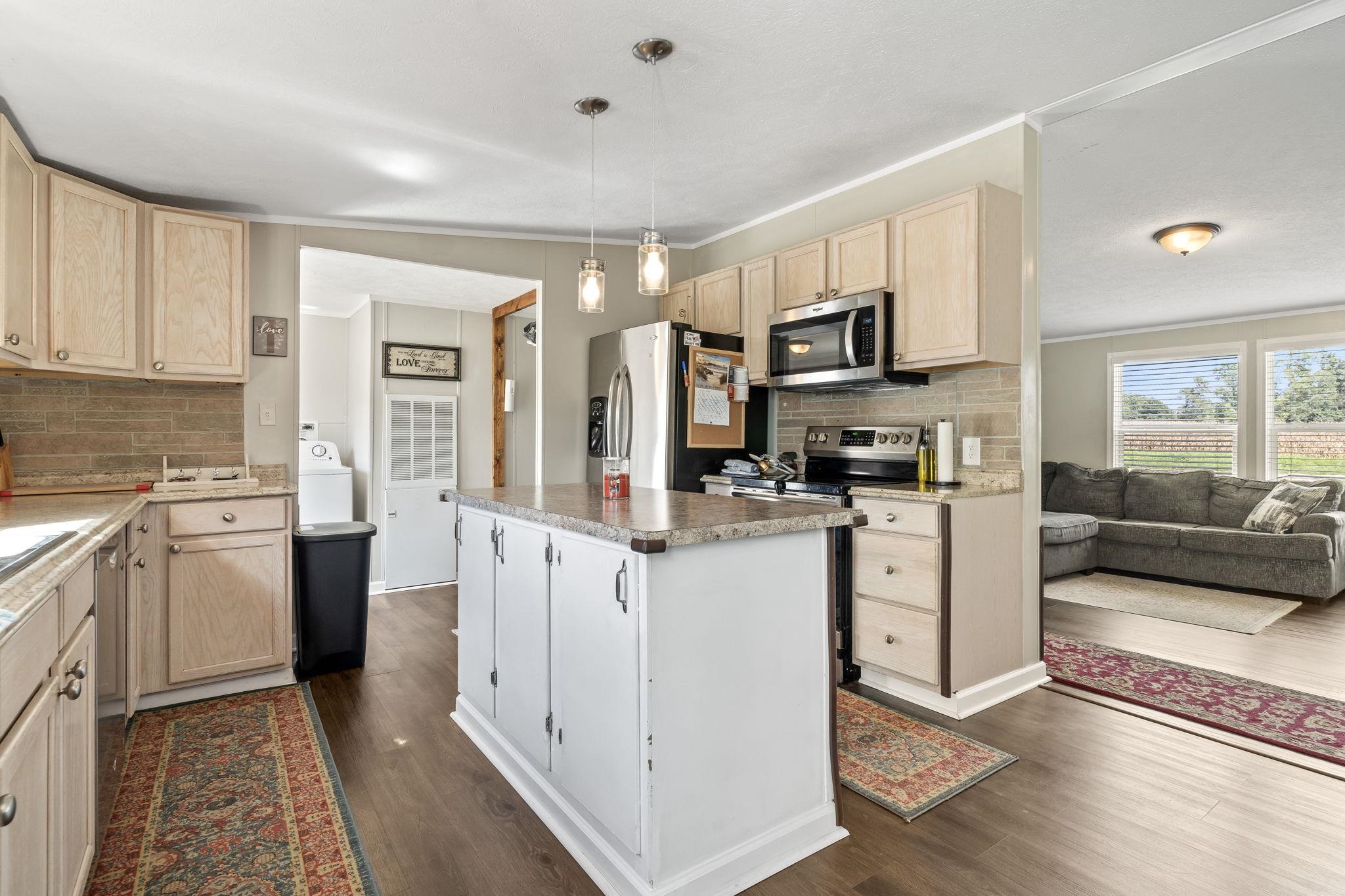 1357 Tarton Dr. Property Photo 8