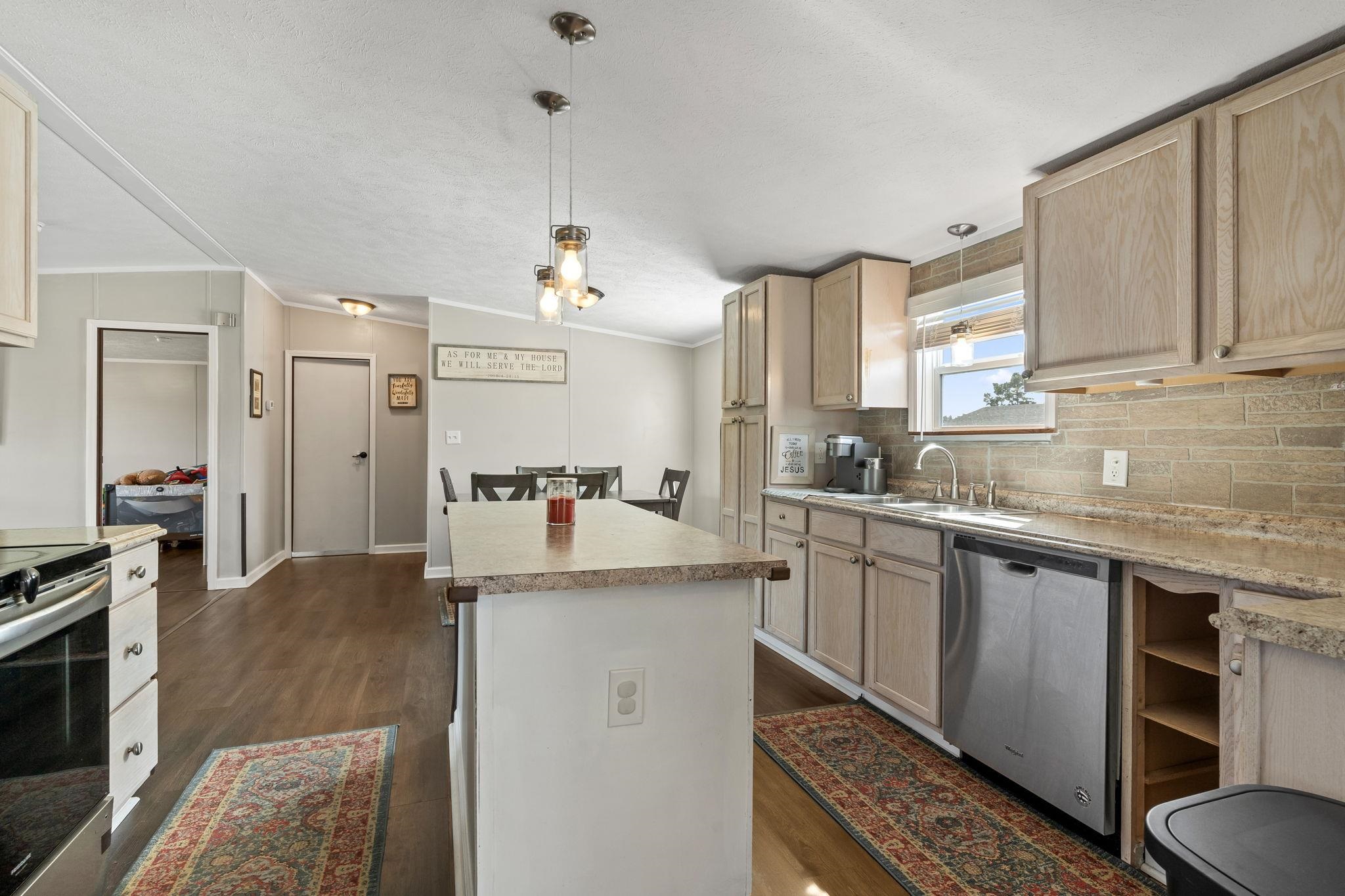 1357 Tarton Dr. Property Photo 9