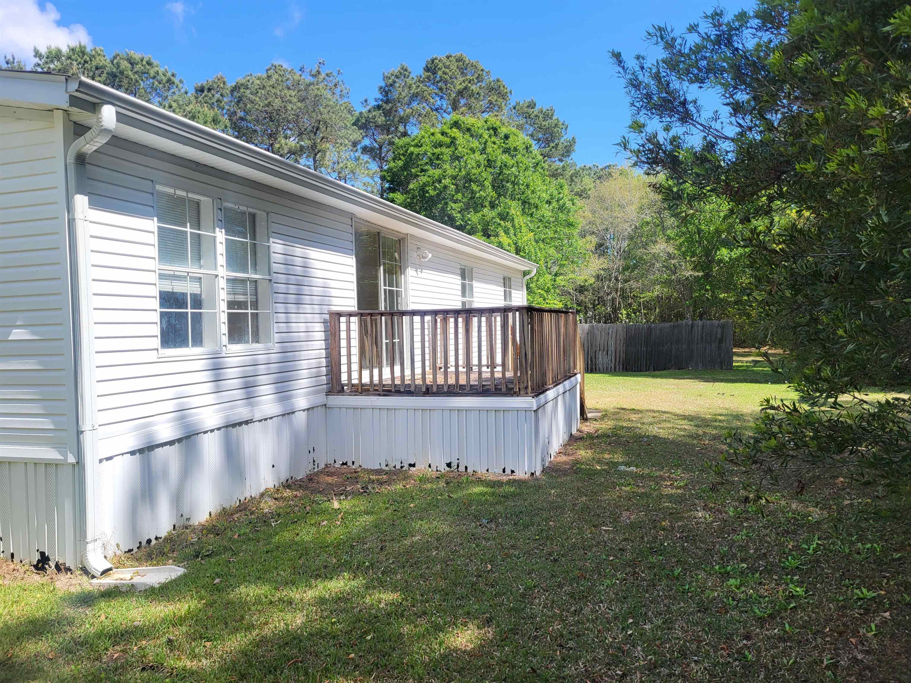8026 Clearfield Dr. Property Photo 3