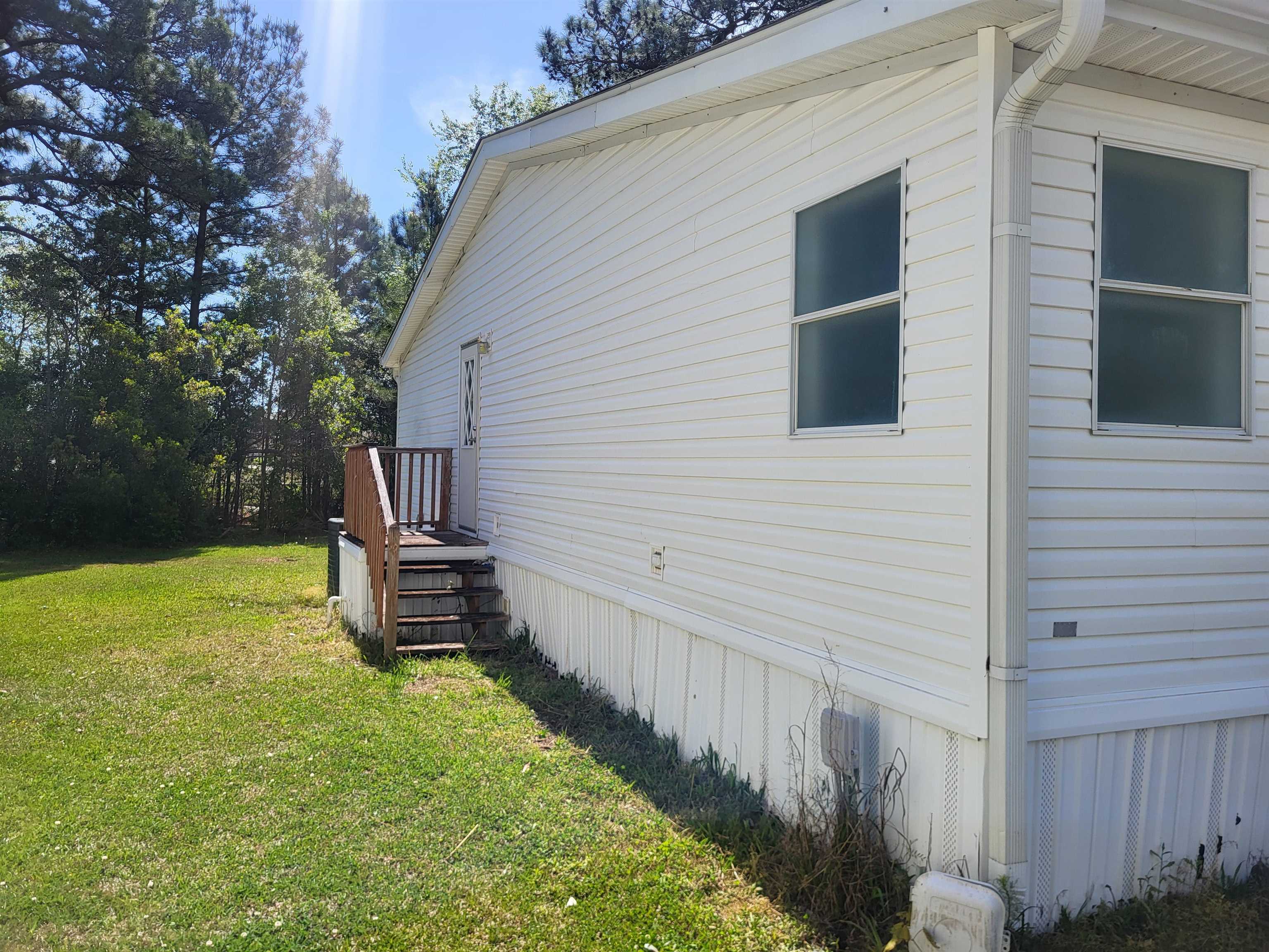 8026 Clearfield Dr. Property Photo 5