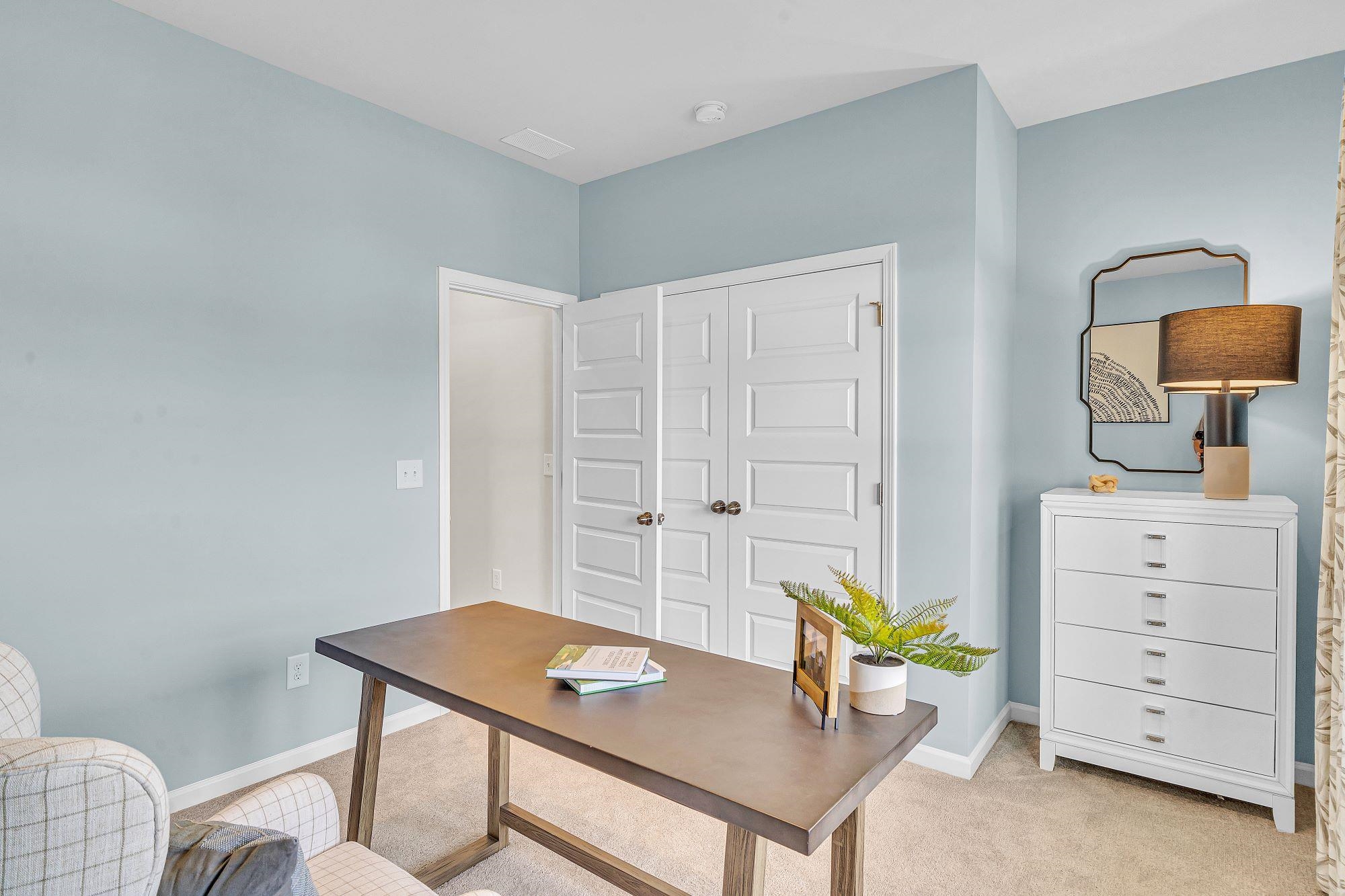 1125 Seachase Way Property Photo 3