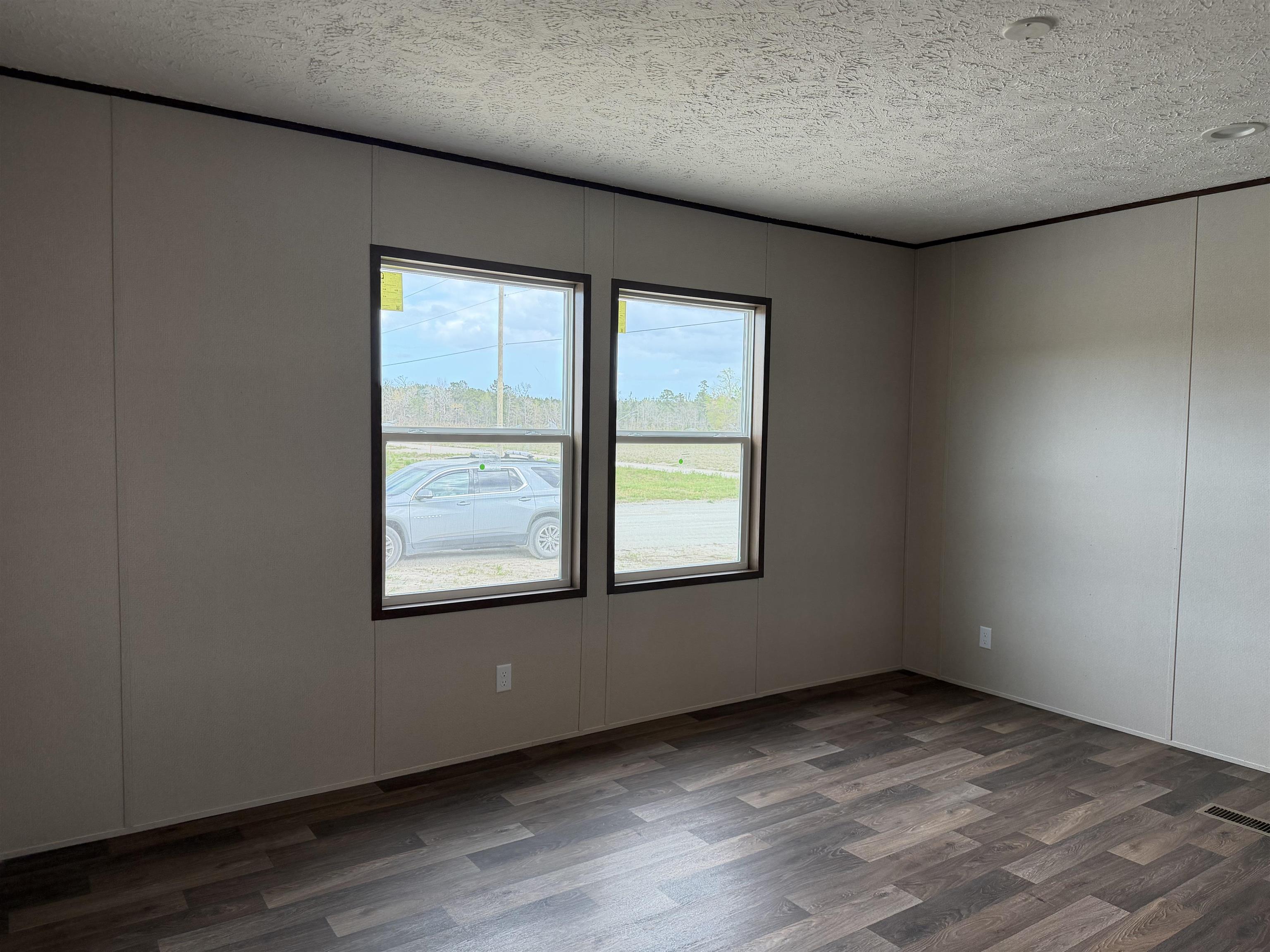 1340 W G Rd. Property Photo 18