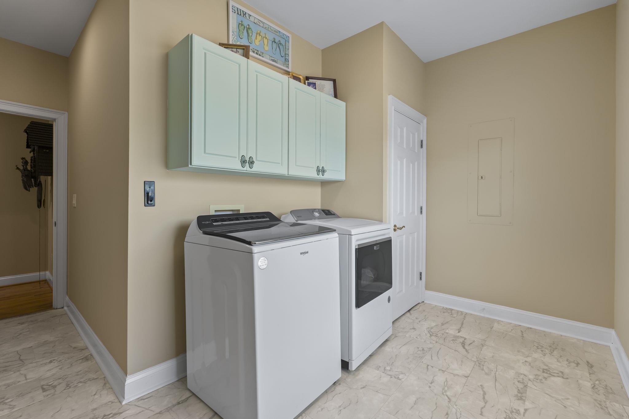 1605 Waterway Dr. Property Photo 28