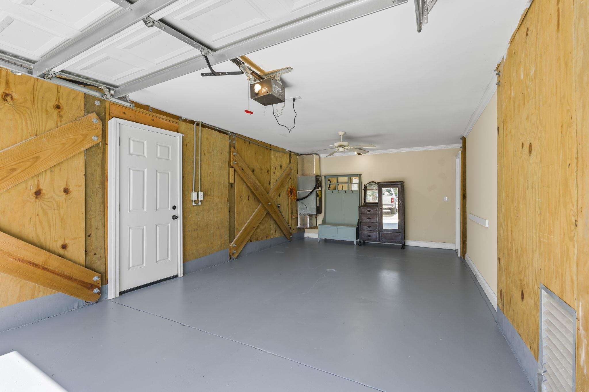 1605 Waterway Dr. Property Photo 45