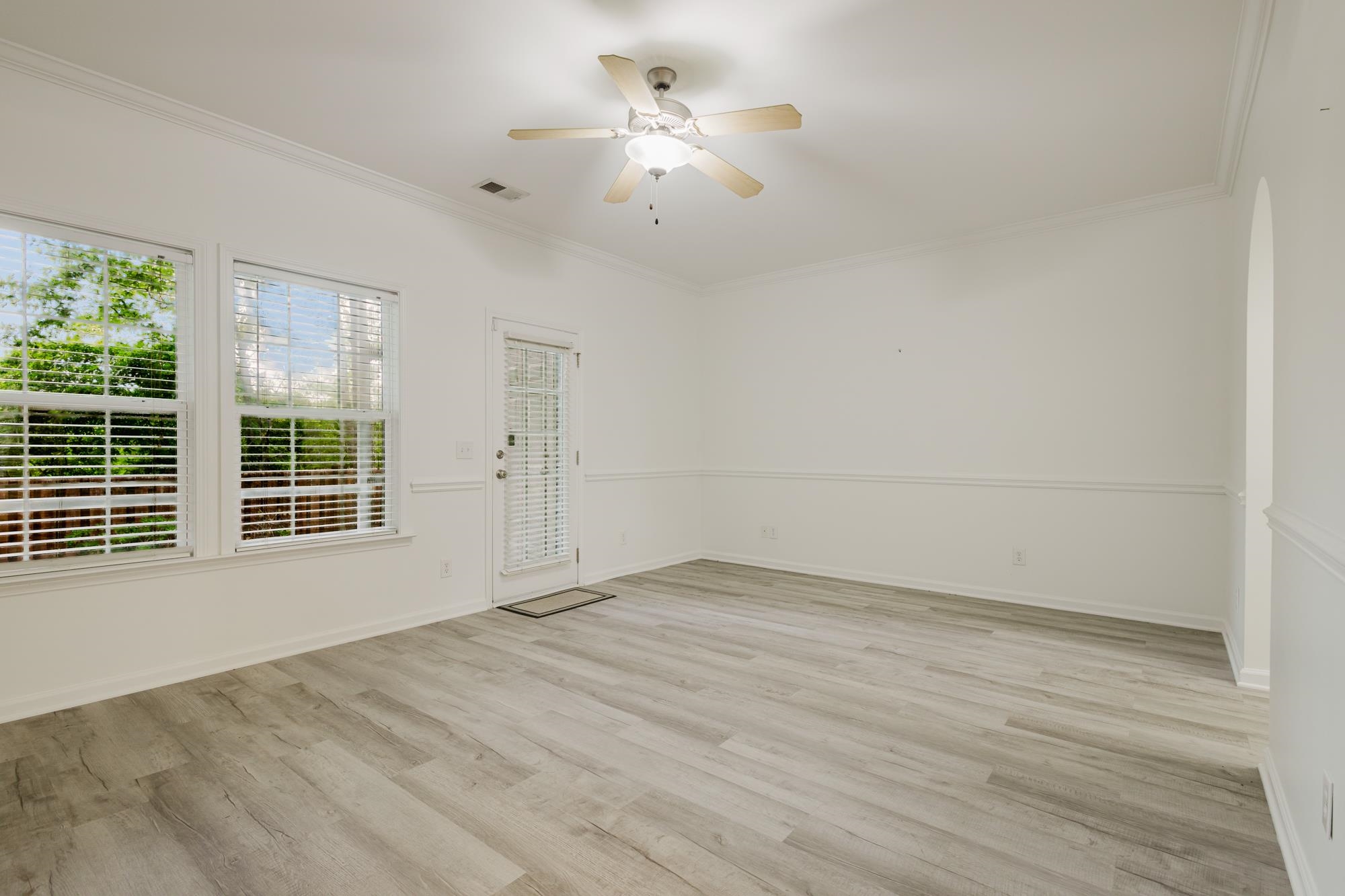 1698 Low Country Pl. Property Photo 5