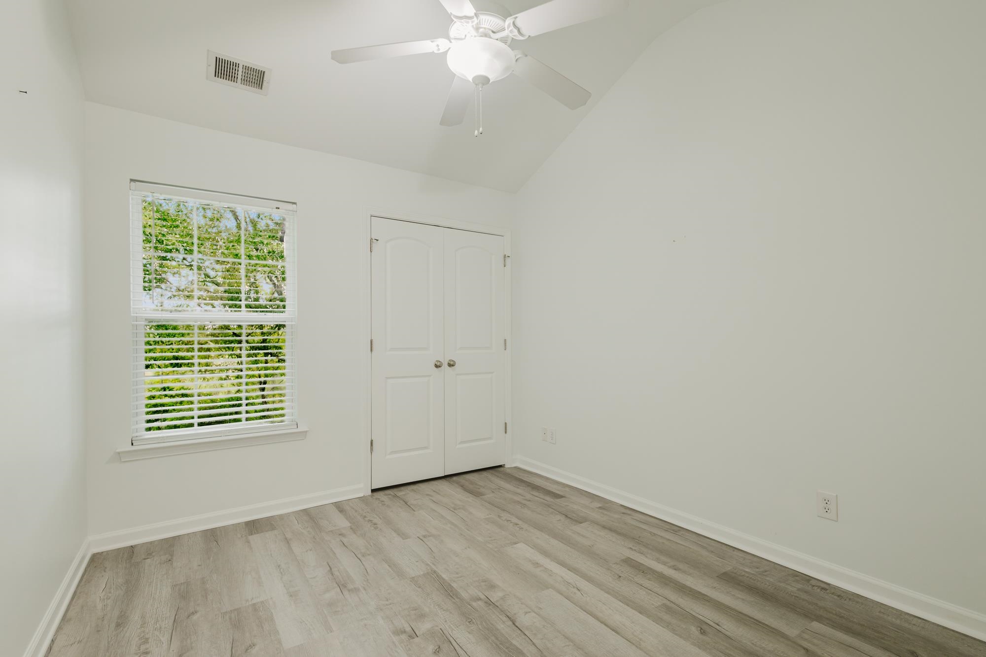 1698 Low Country Pl. Property Photo 26
