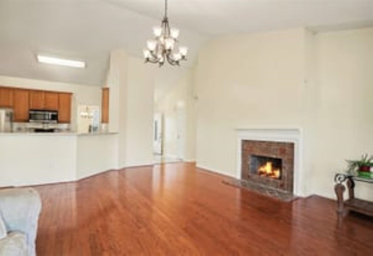 2620 Holmes Ct. S Property Photo 4