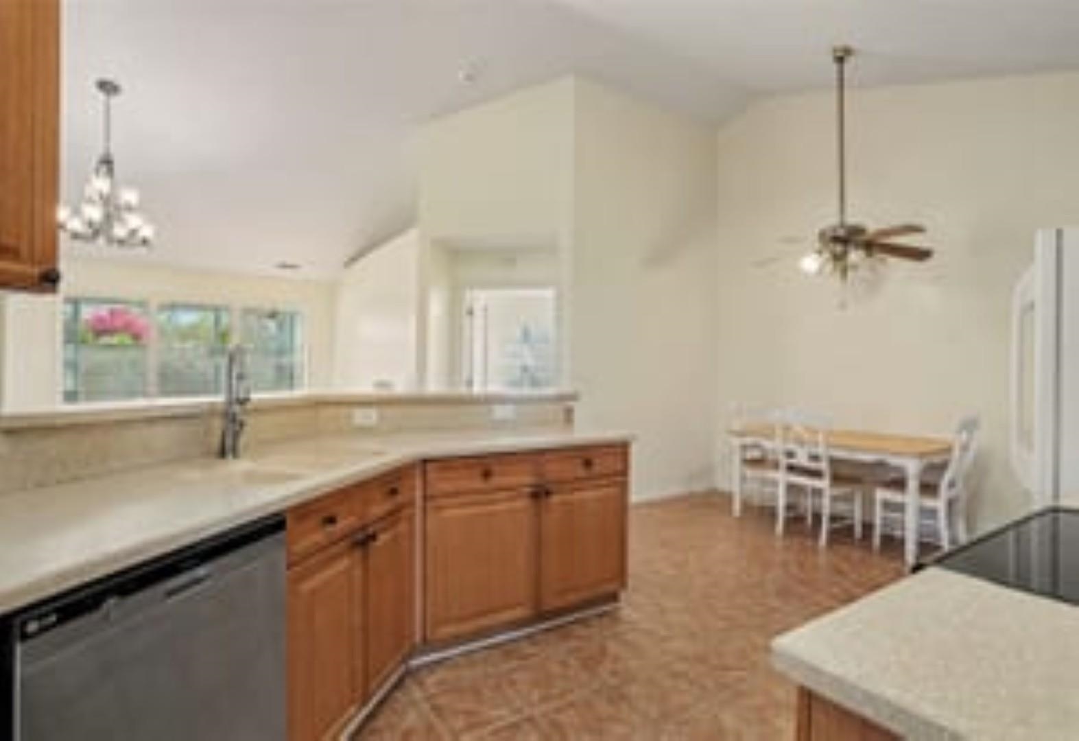 2620 Holmes Ct. S Property Photo 25