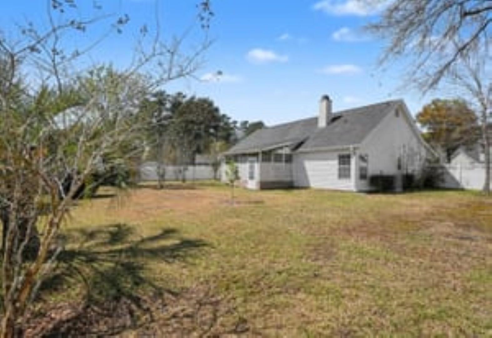 2620 Holmes Ct. S Property Photo 42