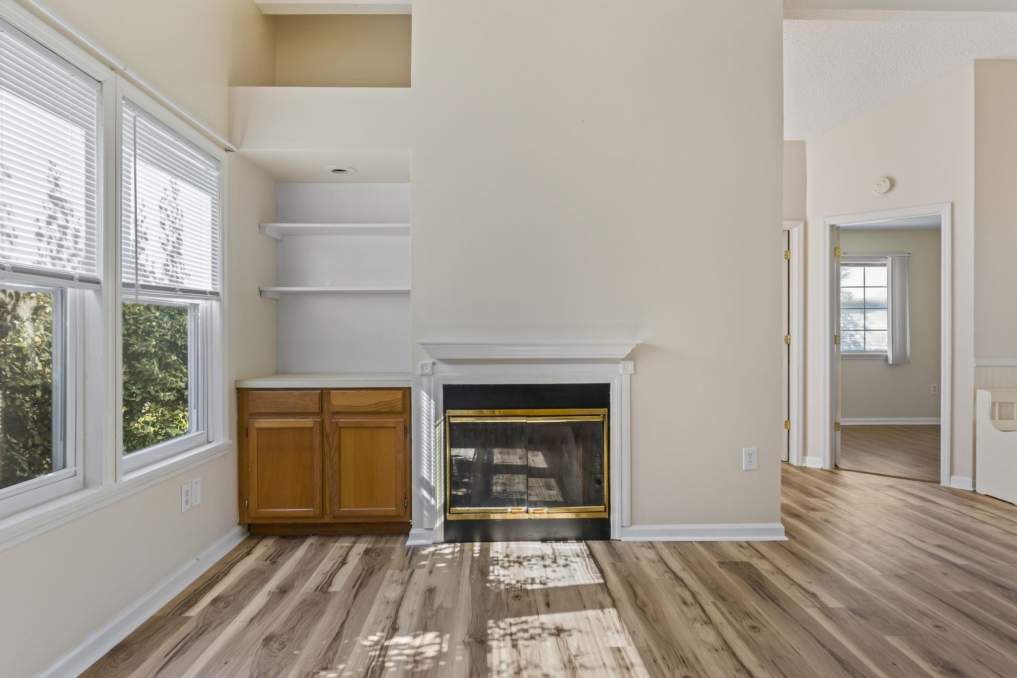 102 Whitehaven Ct. Property Photo 5