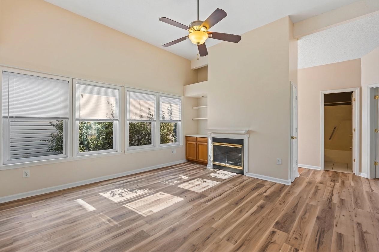 102 Whitehaven Ct. Property Photo 7