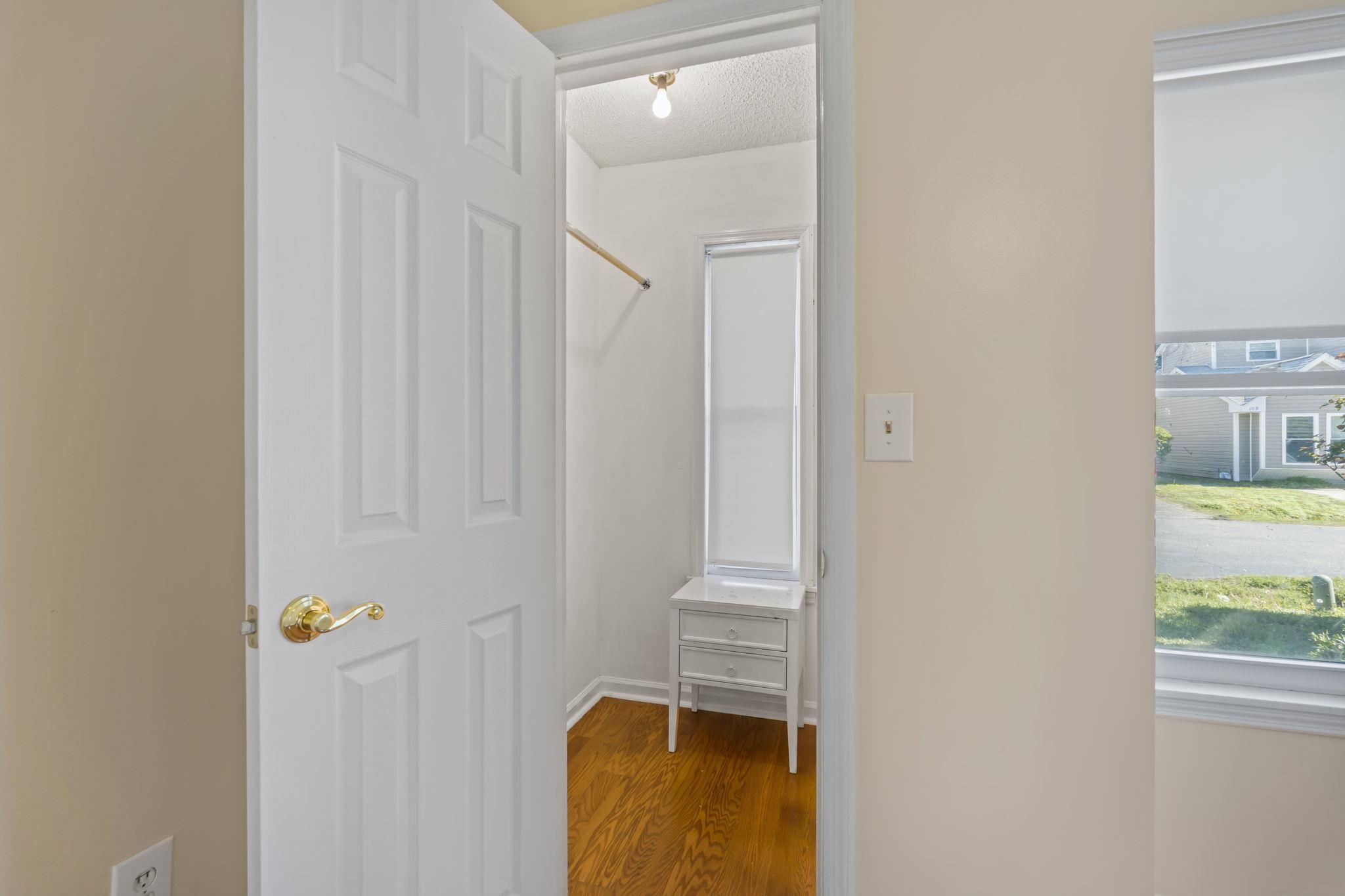 102 Whitehaven Ct. Property Photo 16