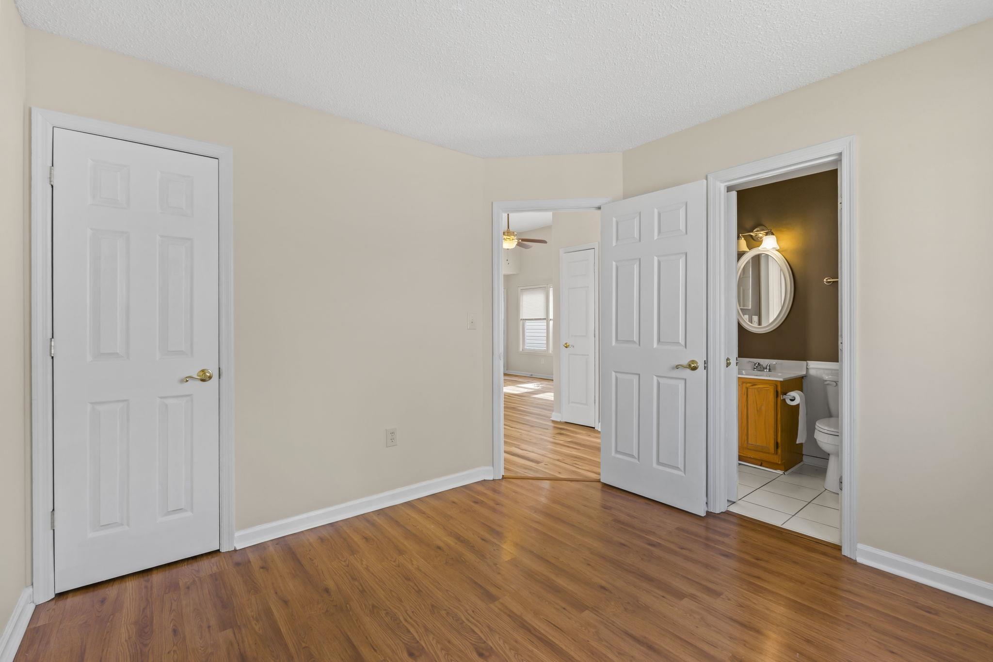 102 Whitehaven Ct. Property Photo 22