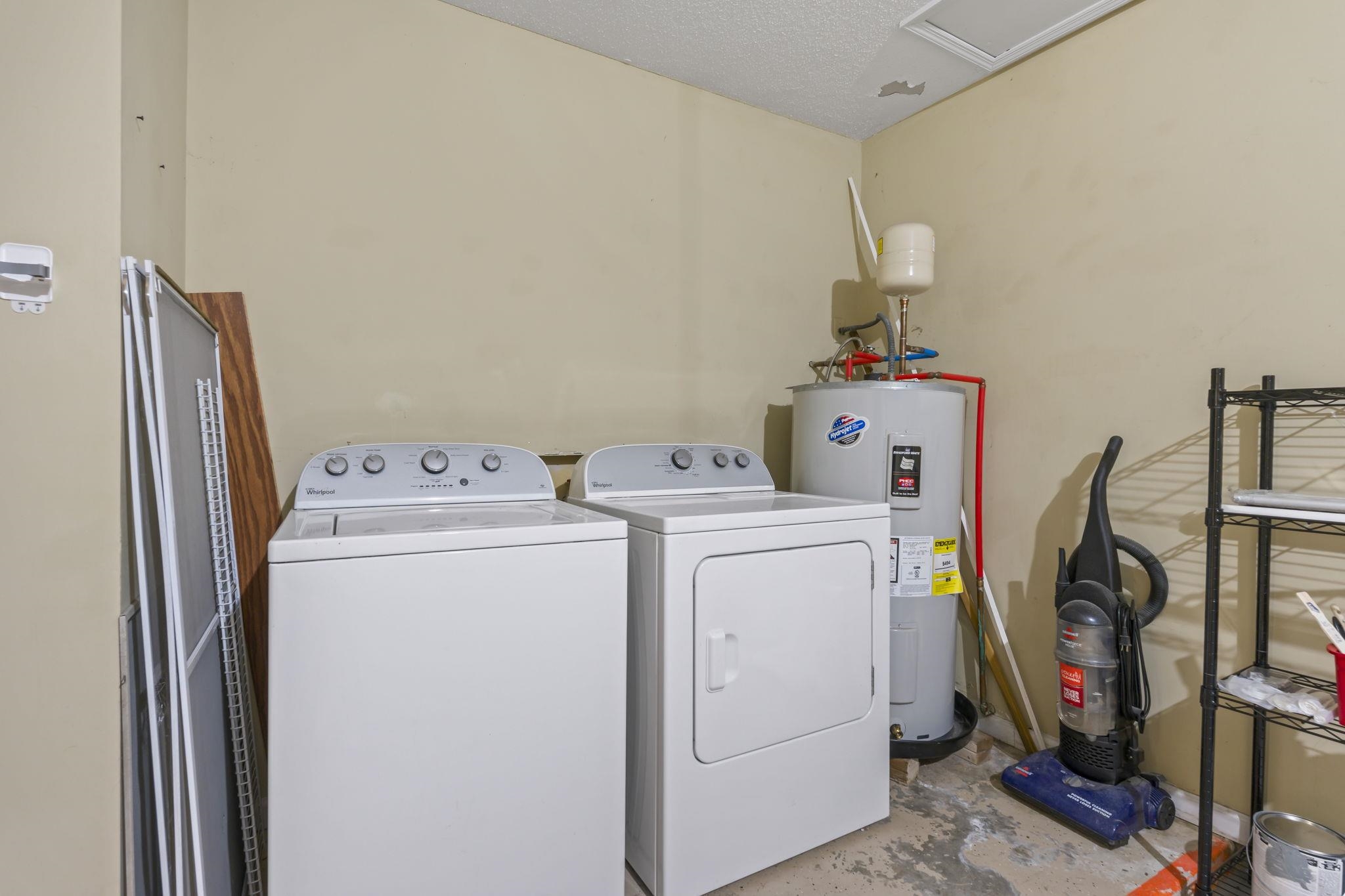 102 Whitehaven Ct. Property Photo 26