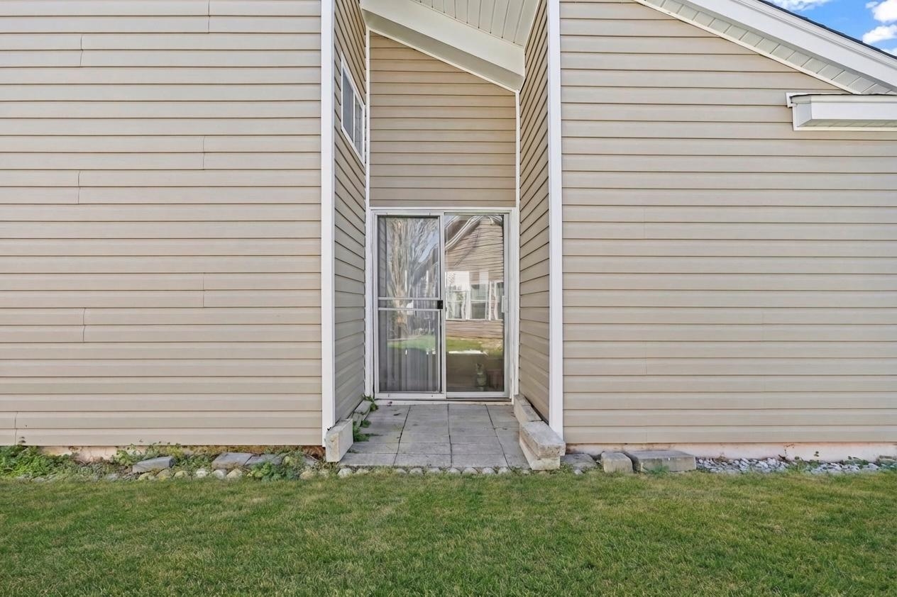 102 Whitehaven Ct. Property Photo 28