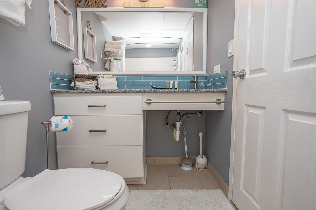 201 74th Ave. N Property Photo 22