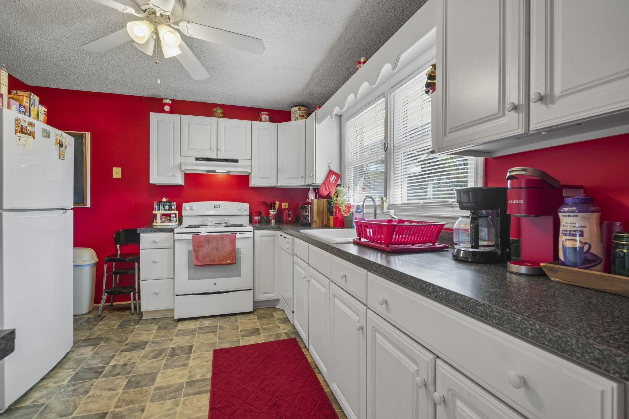 2501 Withers St. Property Photo 11
