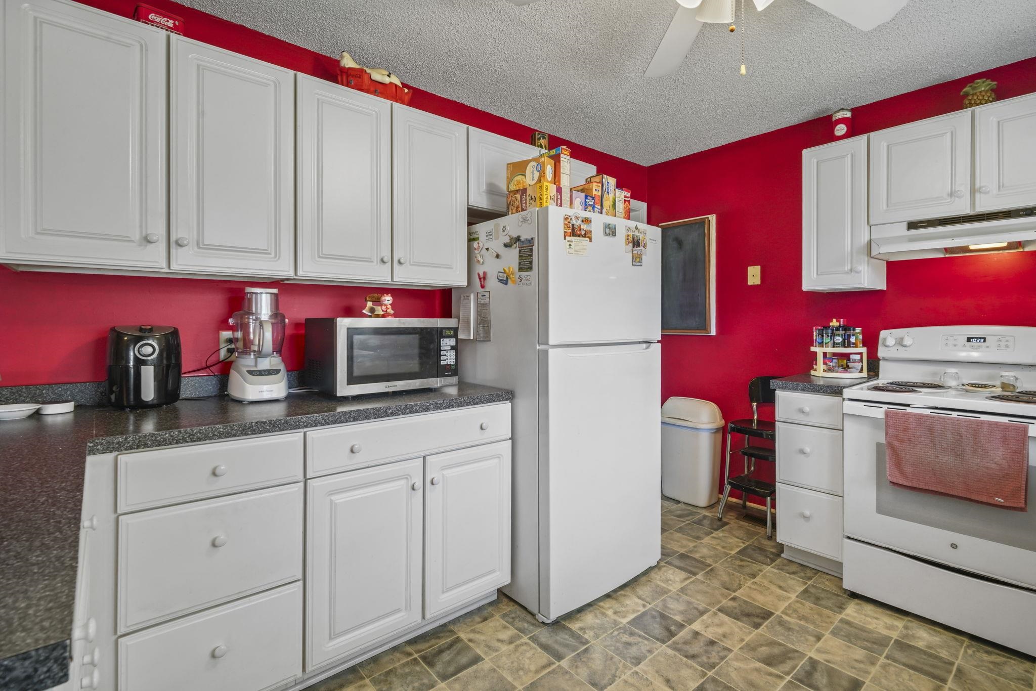 2501 Withers St. Property Photo 12