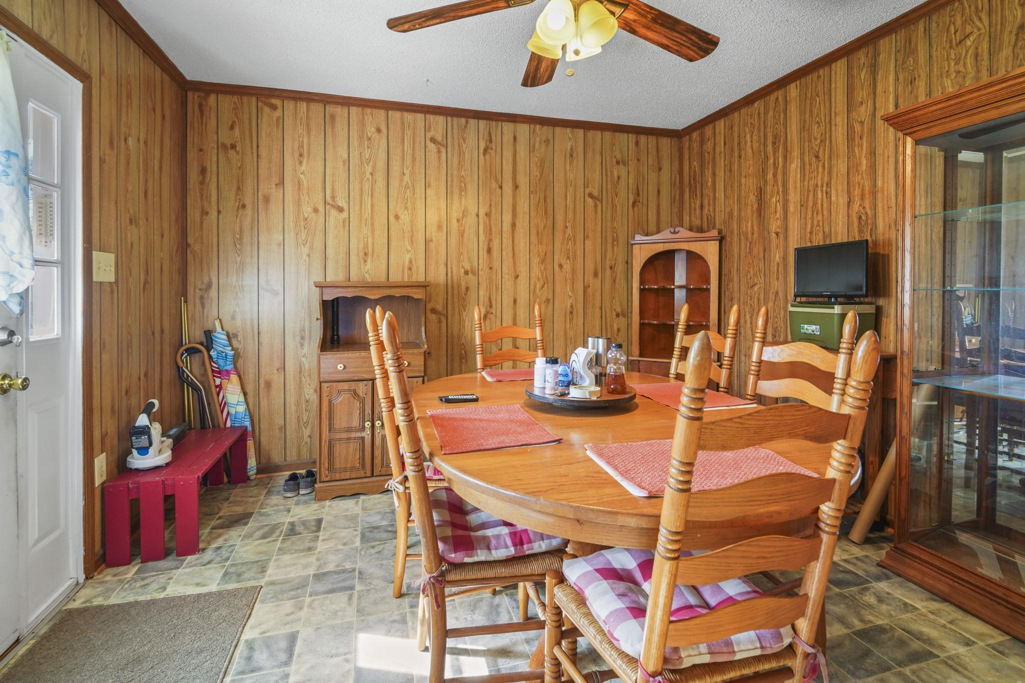 2501 Withers St. Property Photo 16