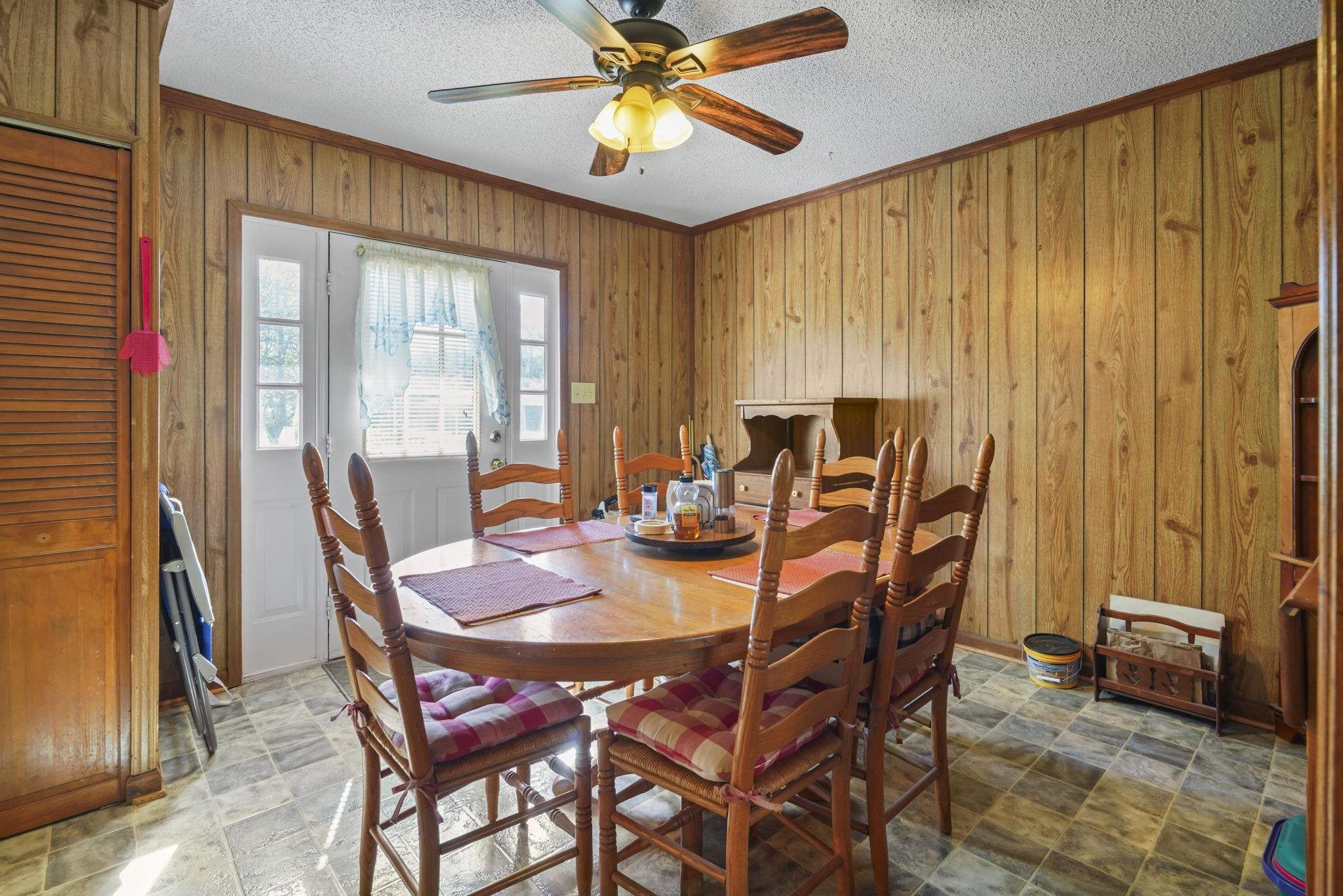 2501 Withers St. Property Photo 17