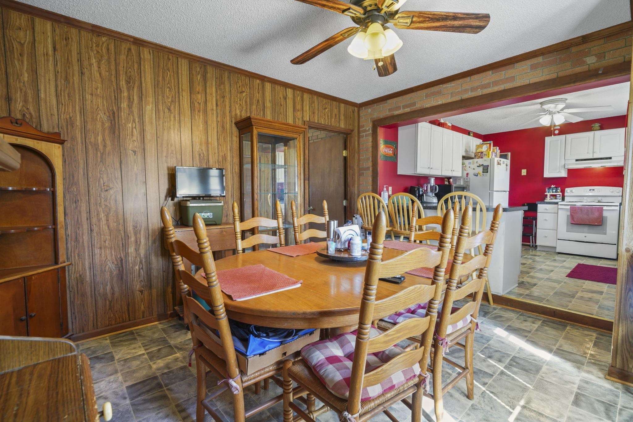 2501 Withers St. Property Photo 18