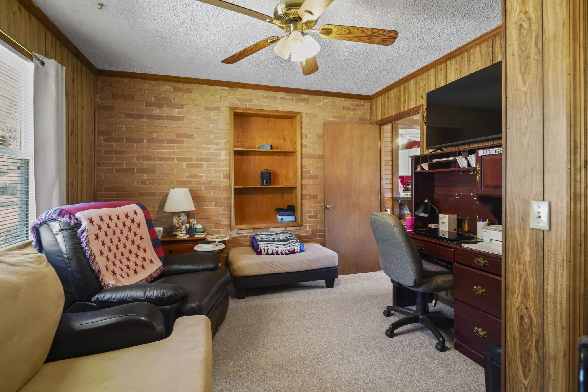 2501 Withers St. Property Photo 20
