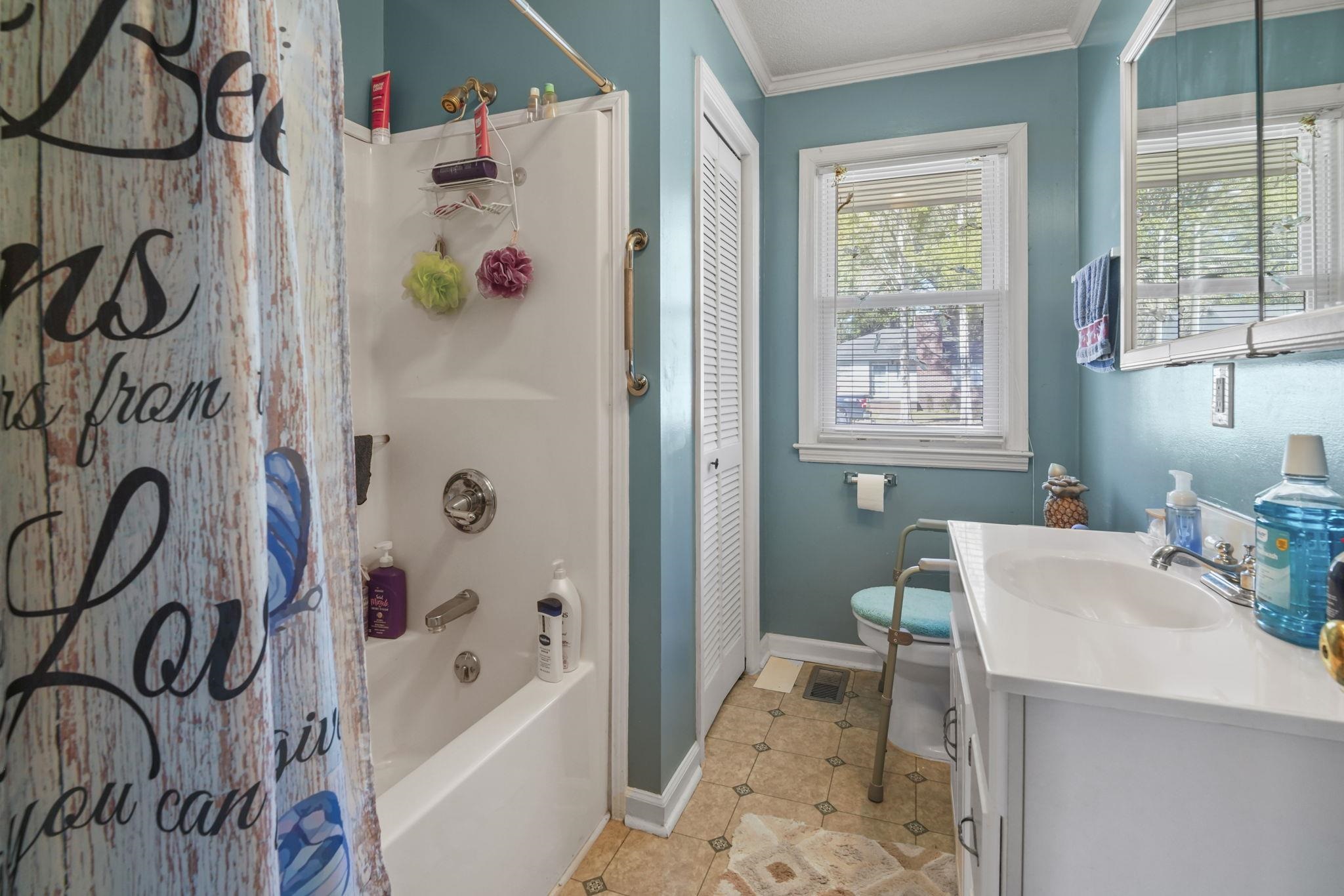 2501 Withers St. Property Photo 22