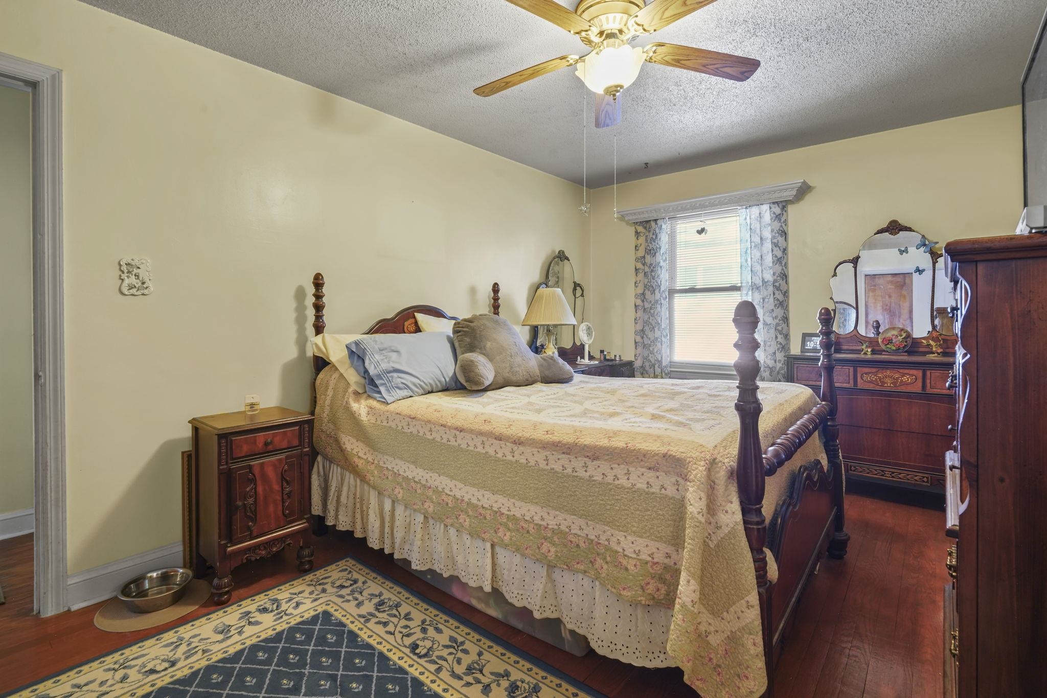 2501 Withers St. Property Photo 24