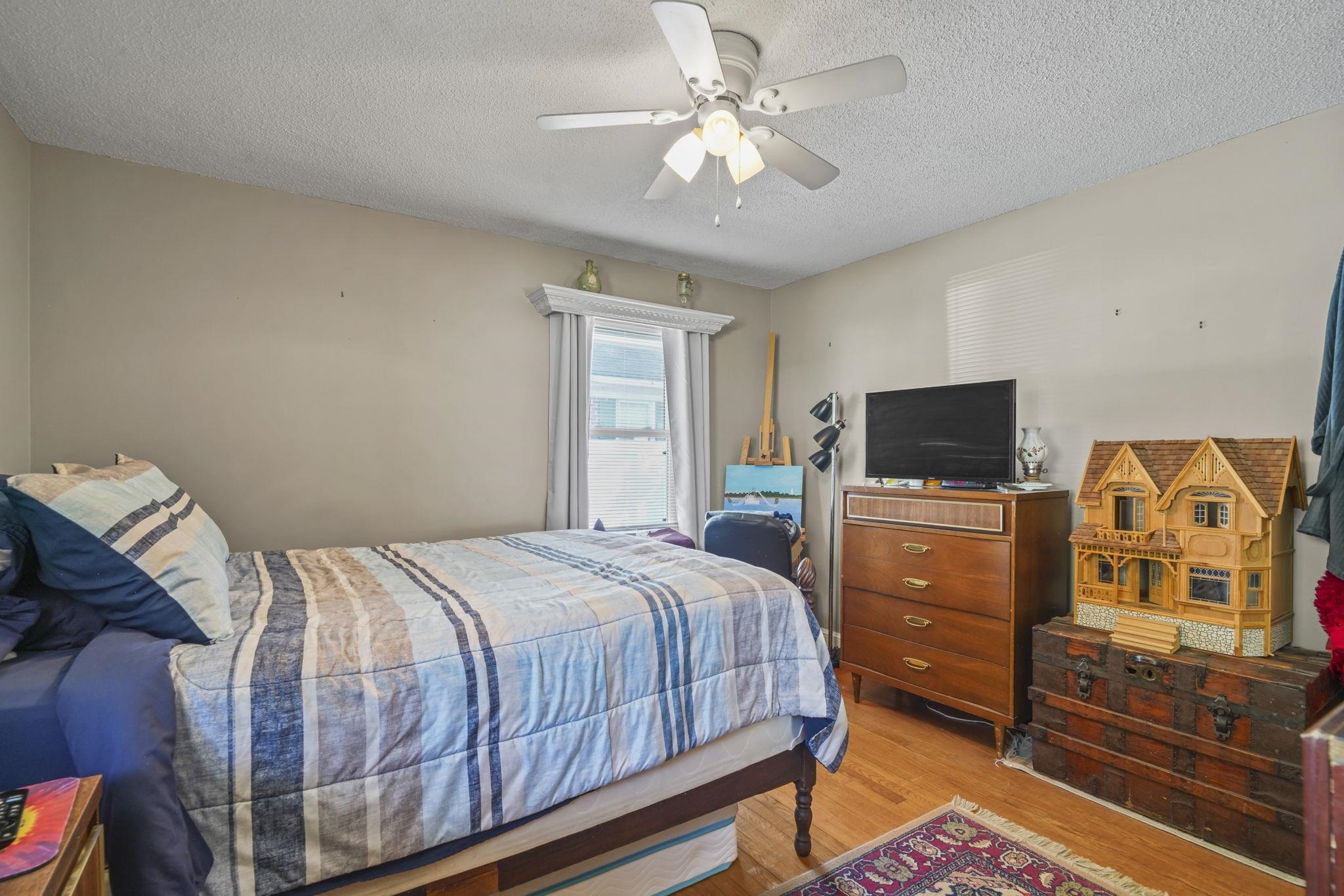 2501 Withers St. Property Photo 28