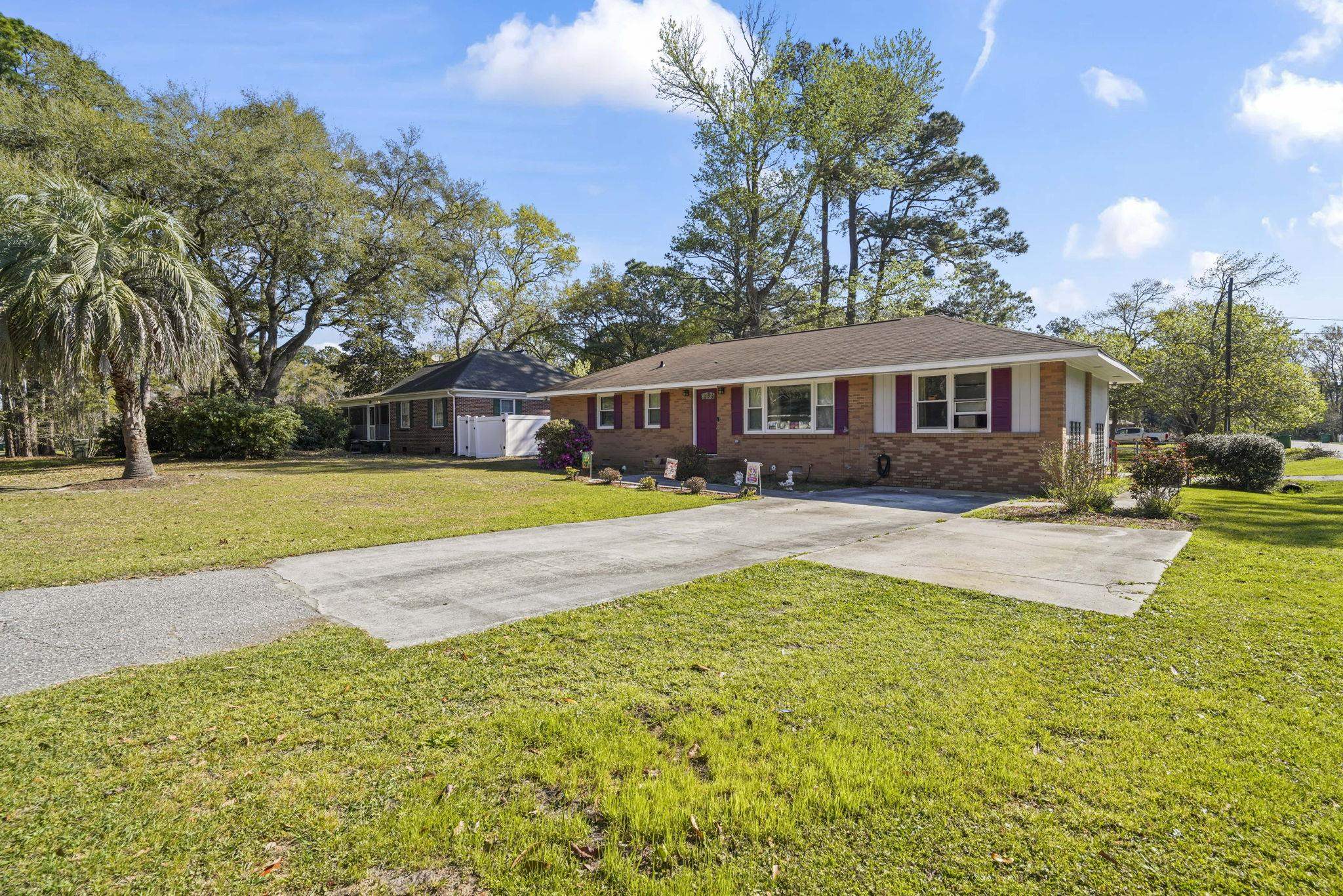 2501 Withers St. Property Photo 38
