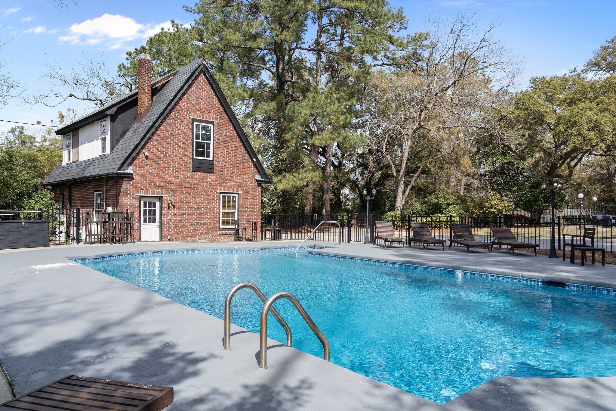 1503 Elm St. Property Photo 42