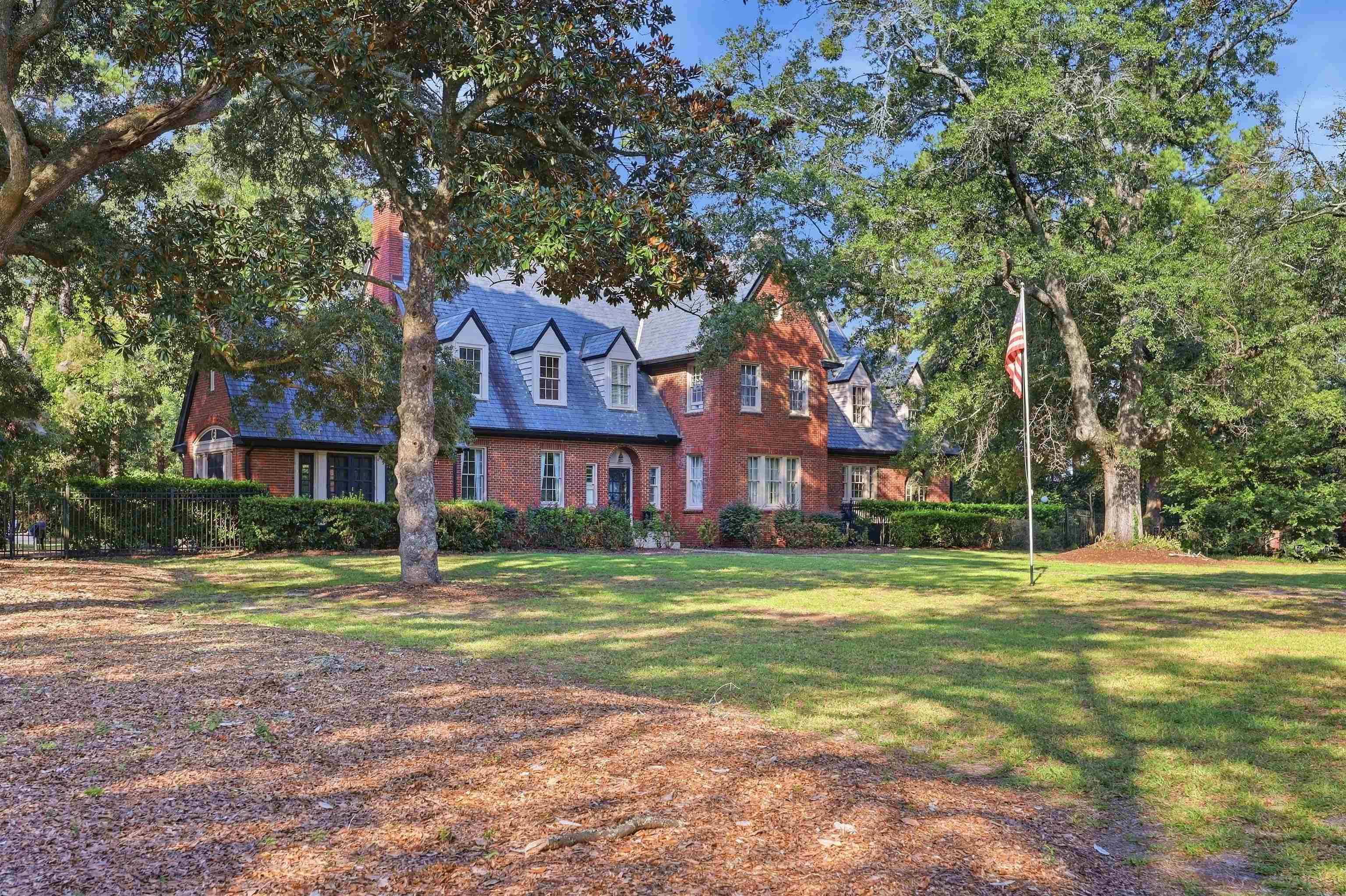 1503 Elm St. Property Photo 45