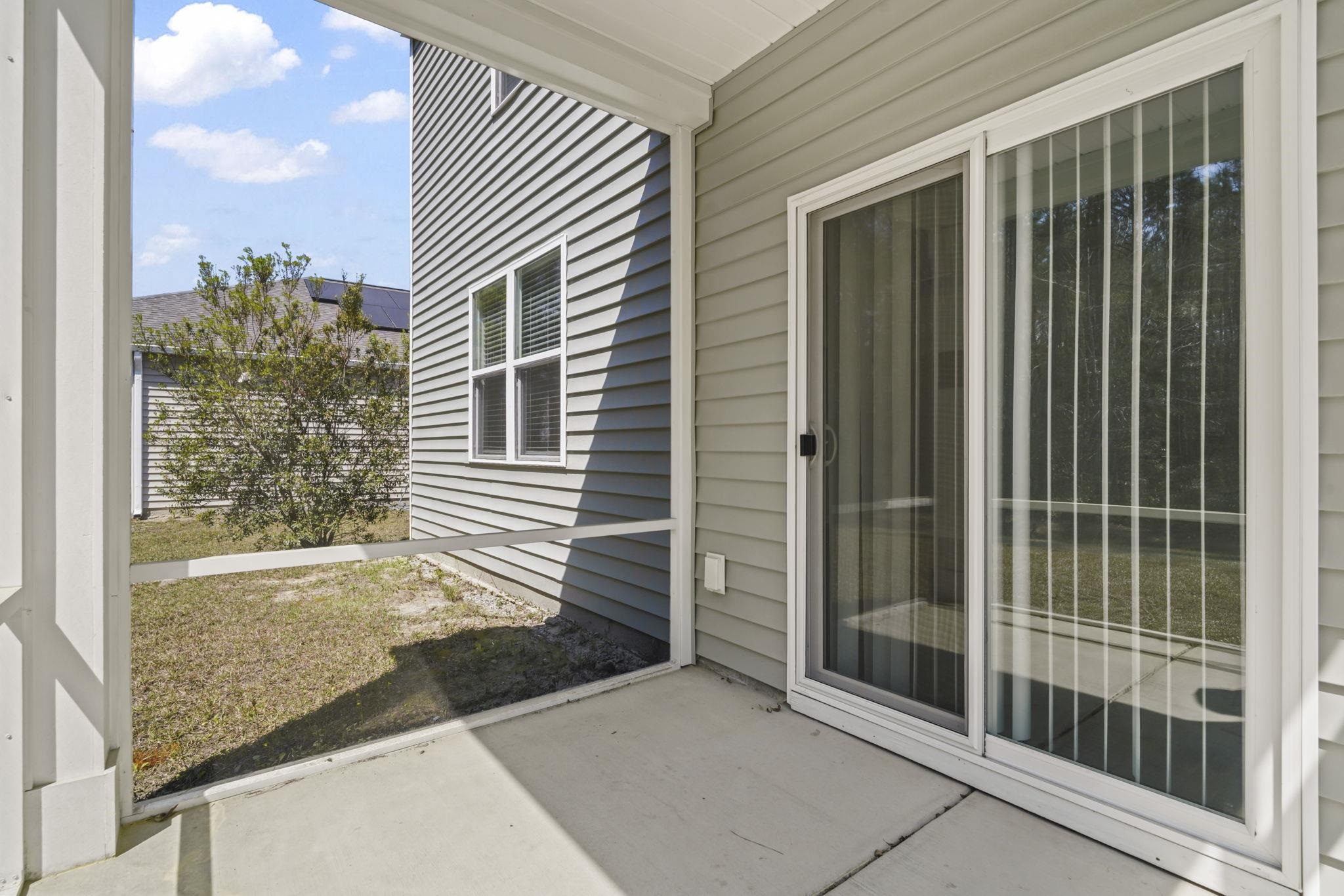 543 Meadowgrass Ct. Property Photo 6
