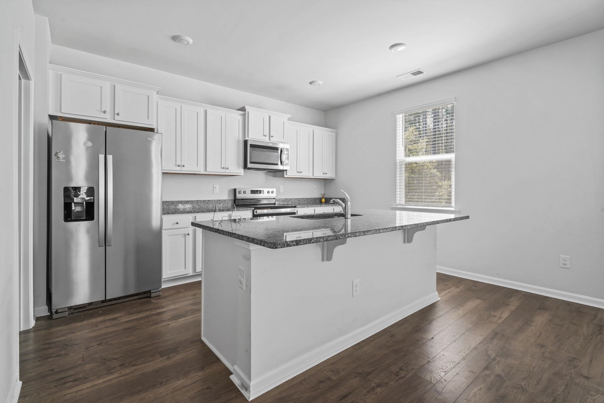 543 Meadowgrass Ct. Property Photo 8