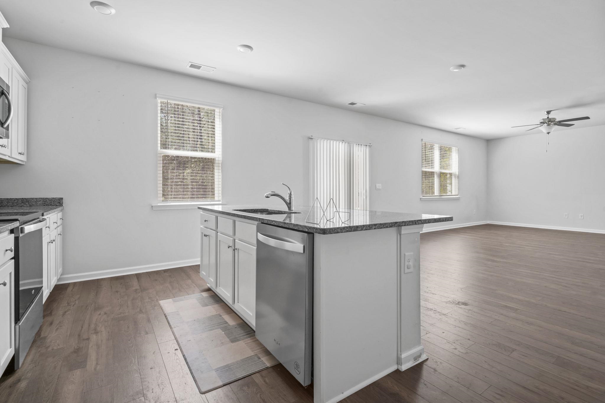 543 Meadowgrass Ct. Property Photo 13