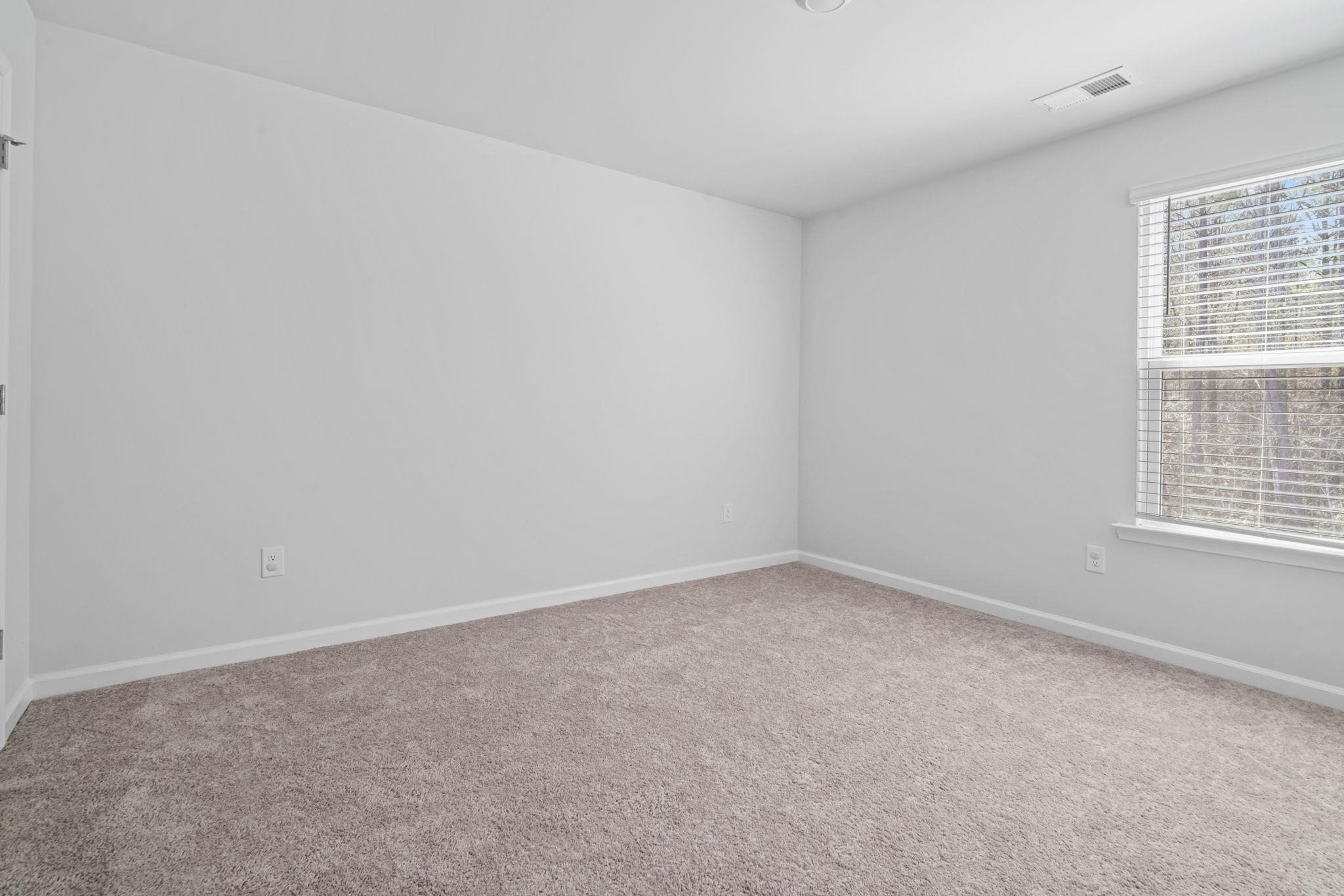 543 Meadowgrass Ct. Property Photo 22