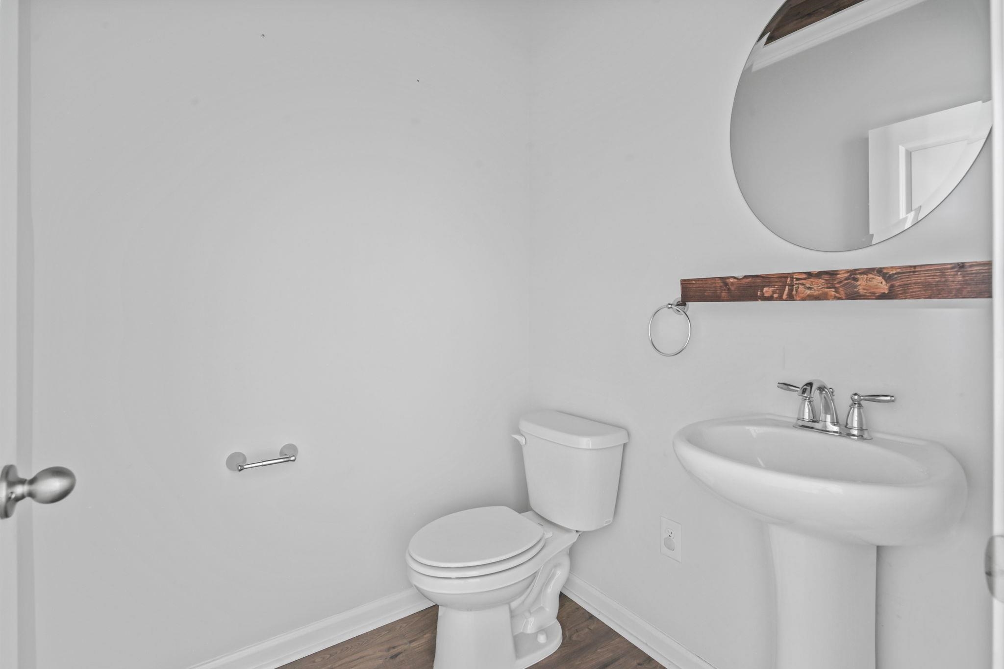 543 Meadowgrass Ct. Property Photo 28