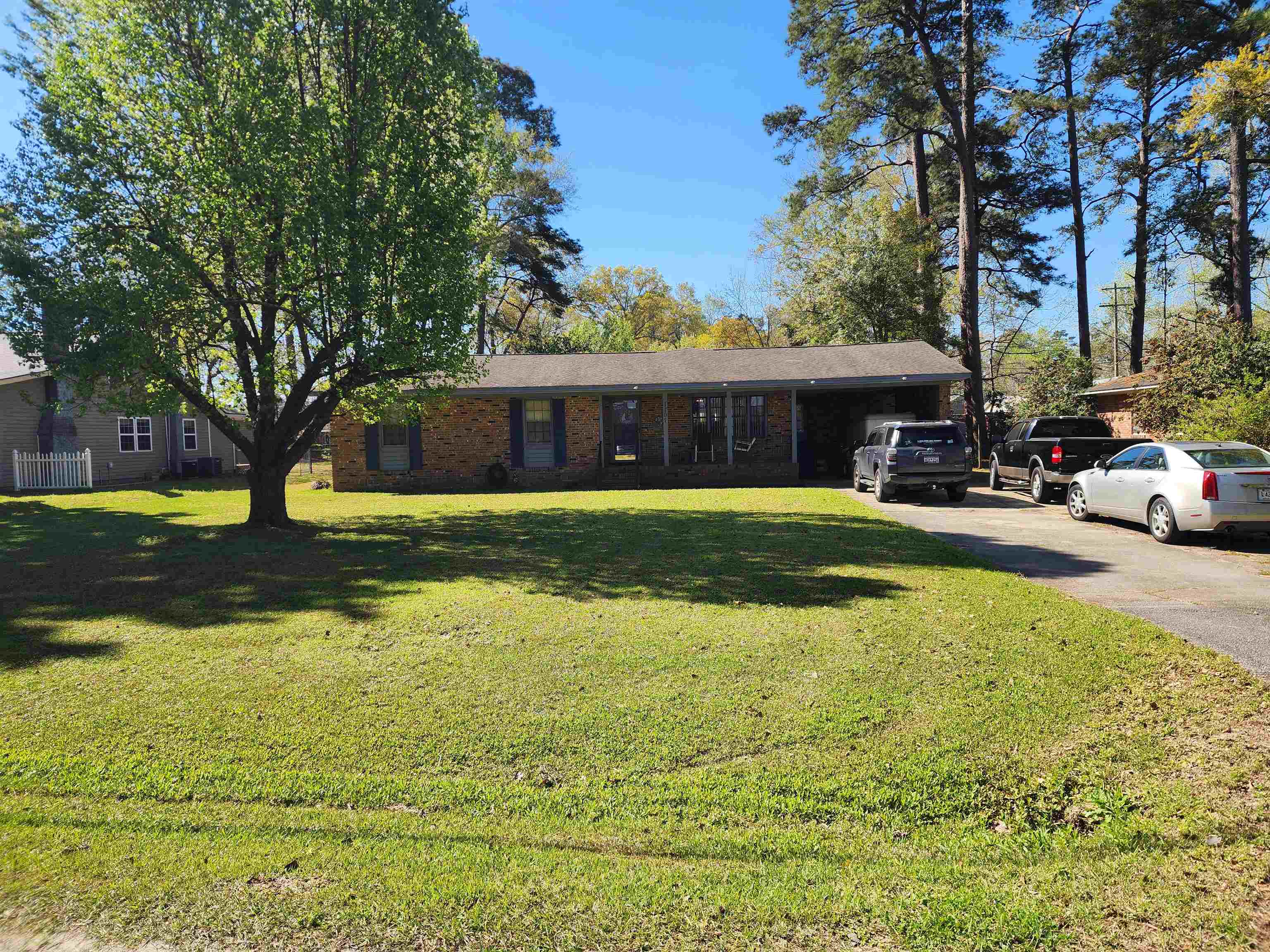 1707 Sherwood Dr. Property Photo 4
