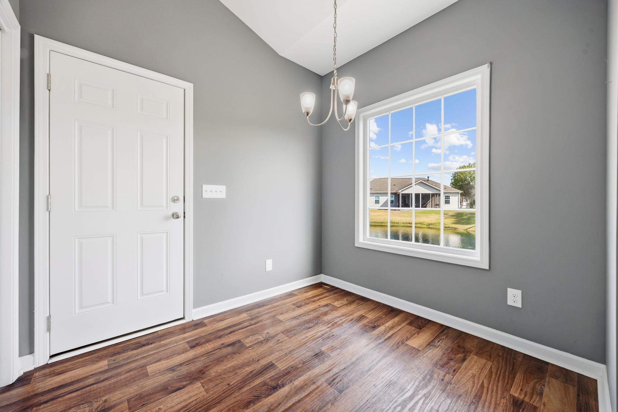309 Oak Crest Circle Property Photo 18