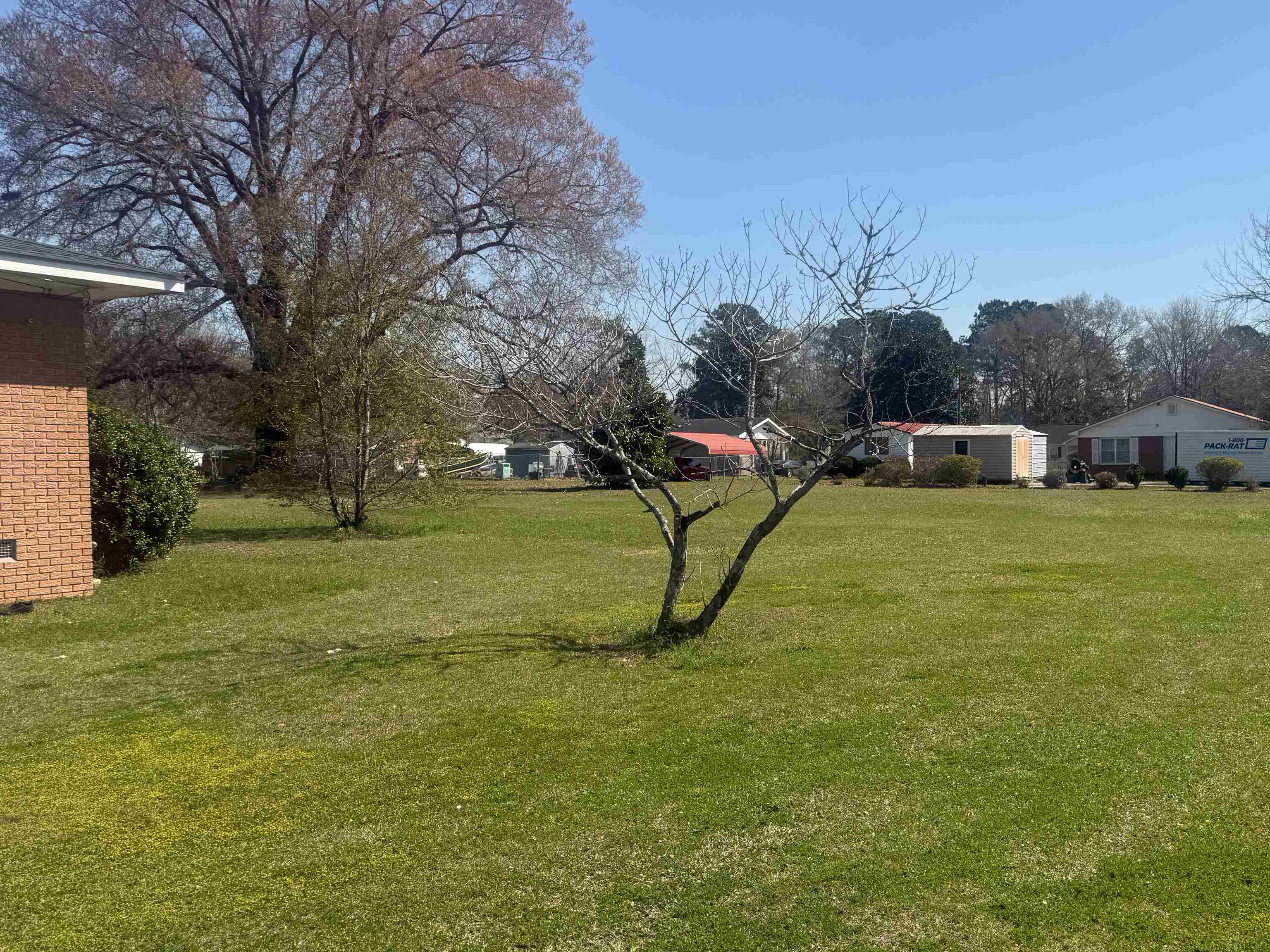102 N Hazel Ave. Property Photo 47