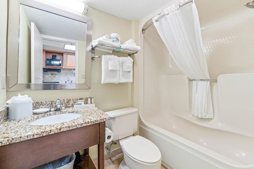 2311 S Ocean Blvd. Property Photo 6