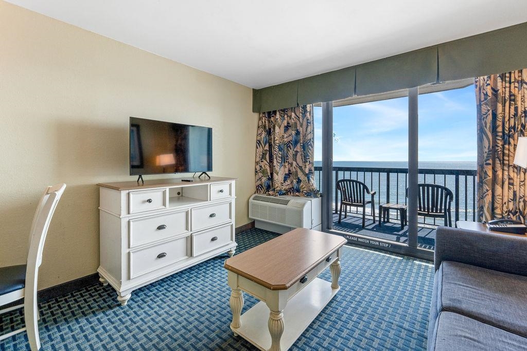2311 S Ocean Blvd. Property Photo 8