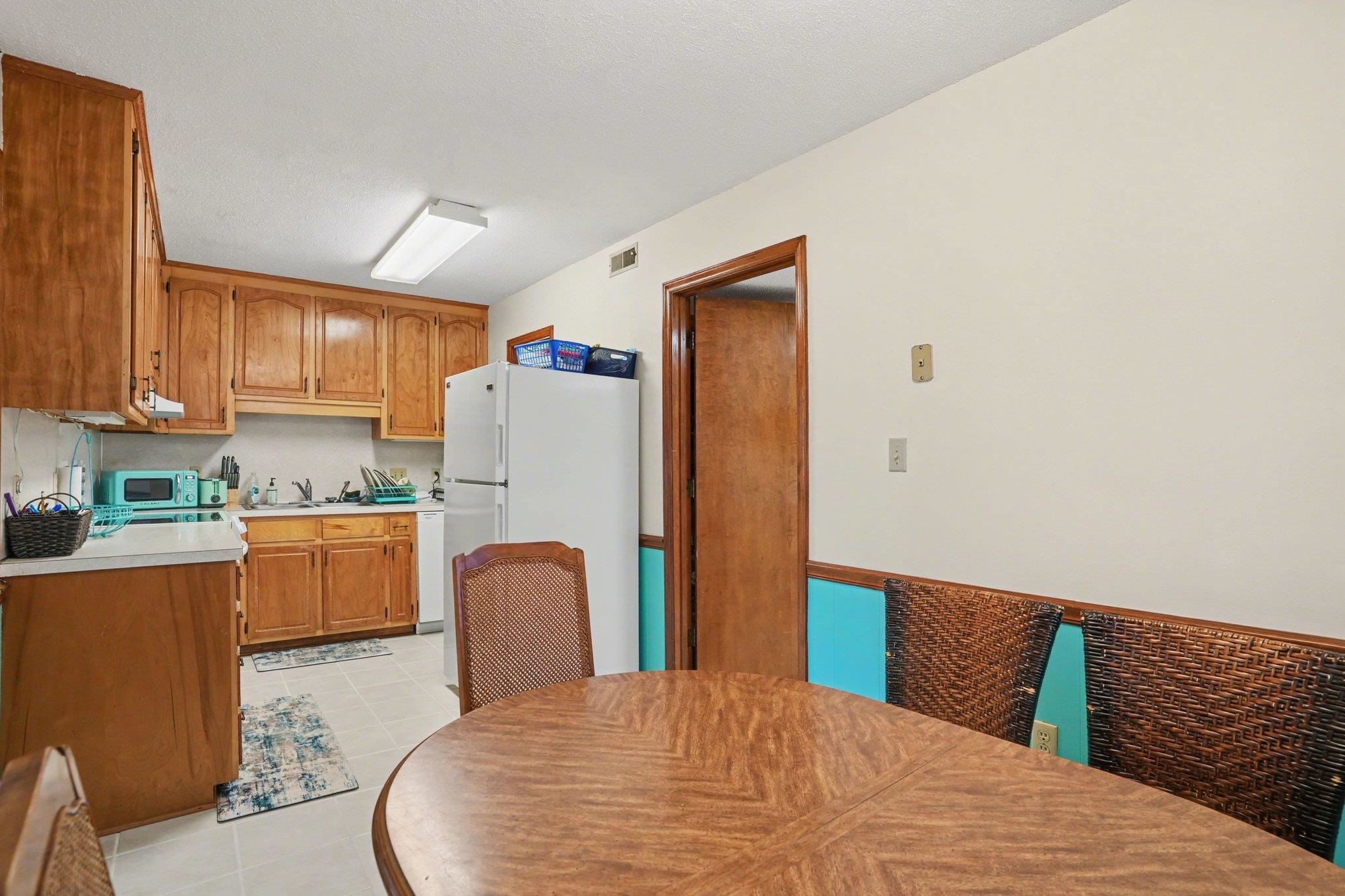 2607 Sand Dunes Dr. Property Photo 9