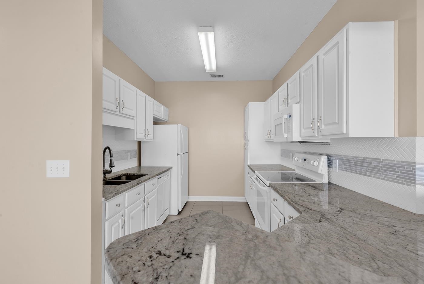 101 Ashley Park Dr. Property Photo 11